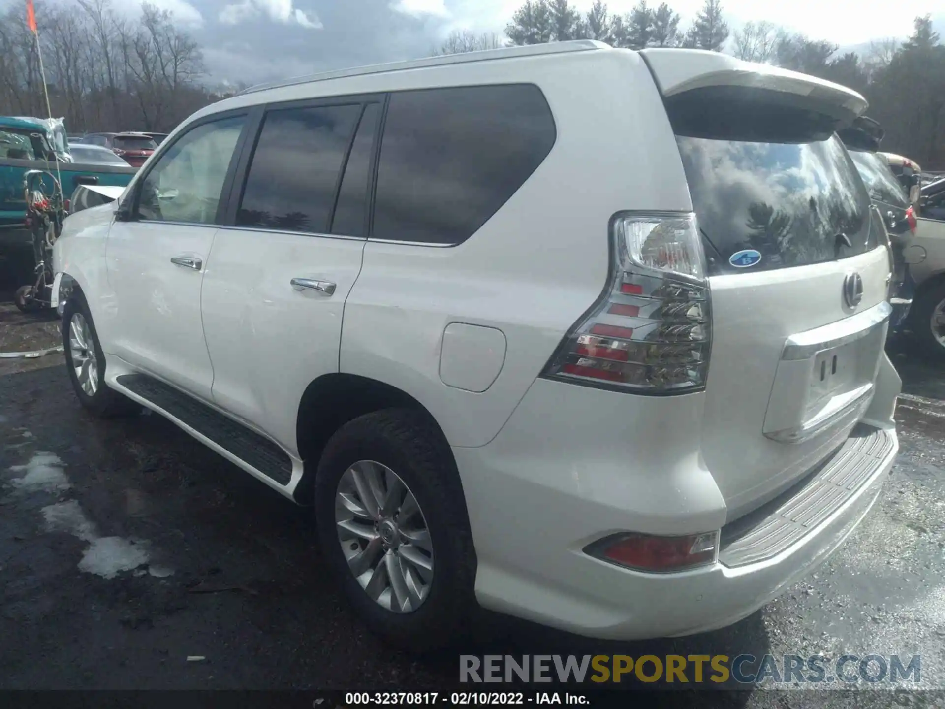 3 Фотография поврежденного автомобиля JTJAM7BX0L5252315 LEXUS GX 2020