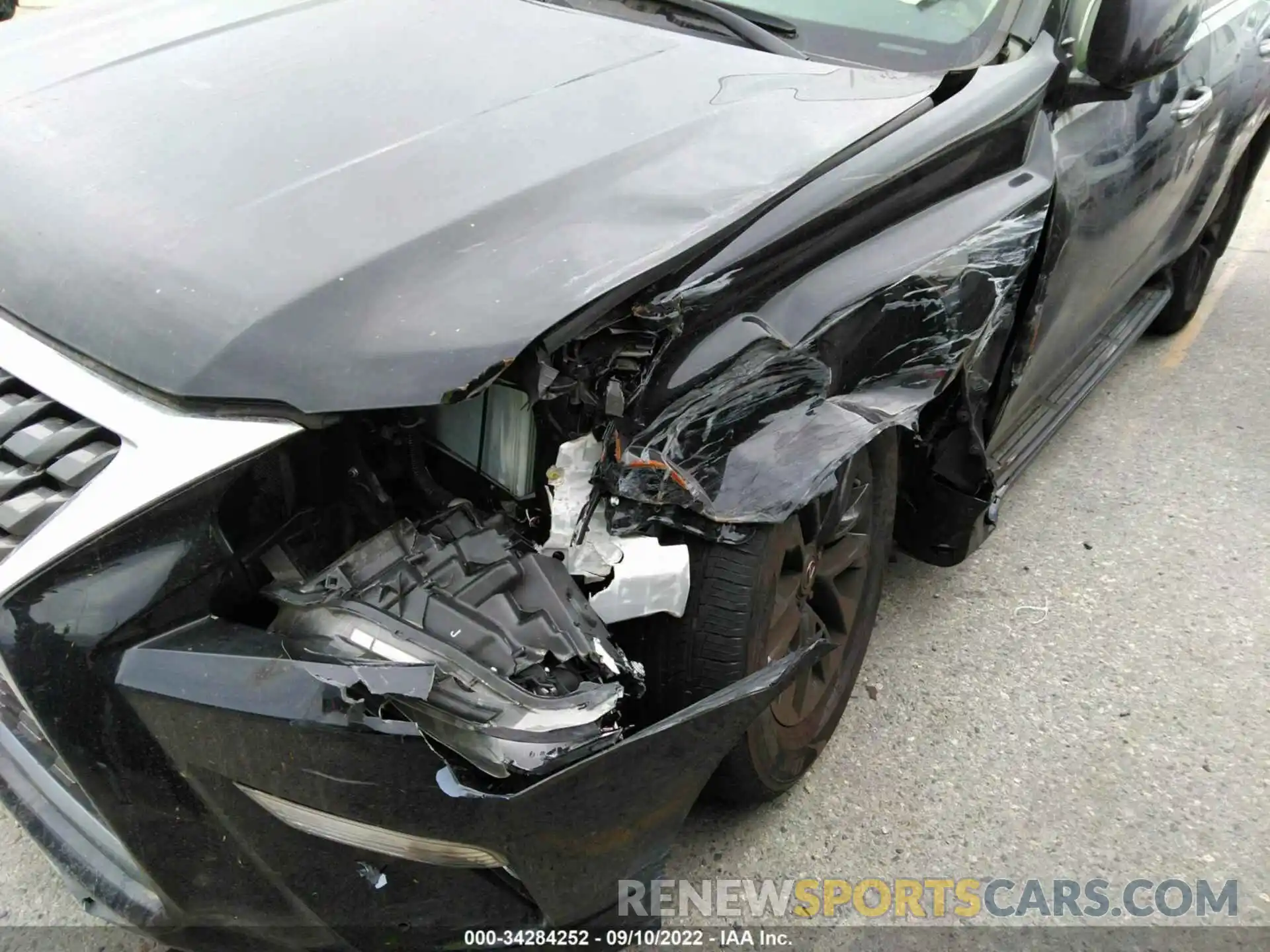 6 Photograph of a damaged car JTJAM7BX0L5254789 LEXUS GX 2020