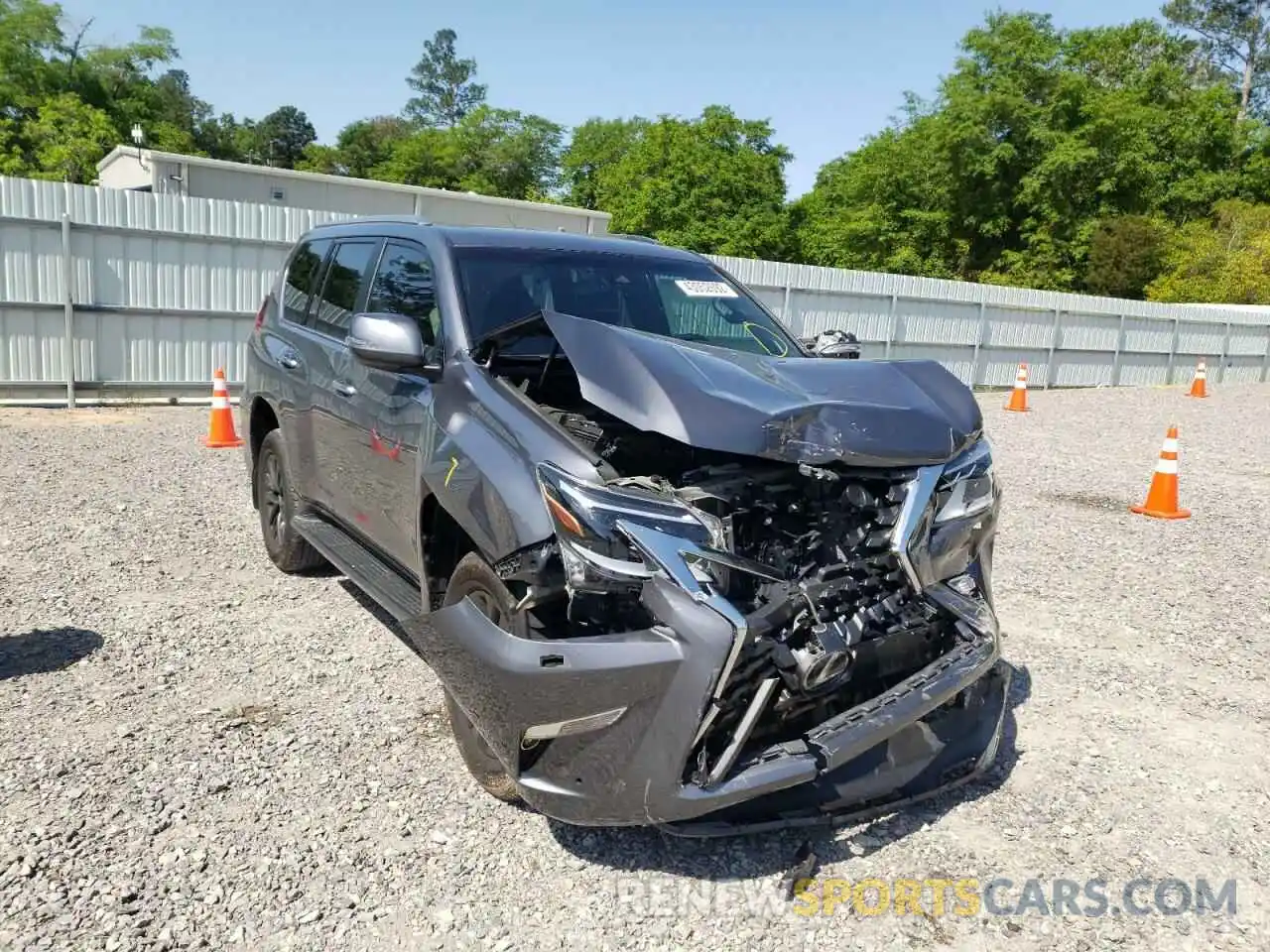 1 Photograph of a damaged car JTJAM7BX1L5243848 LEXUS GX 2020