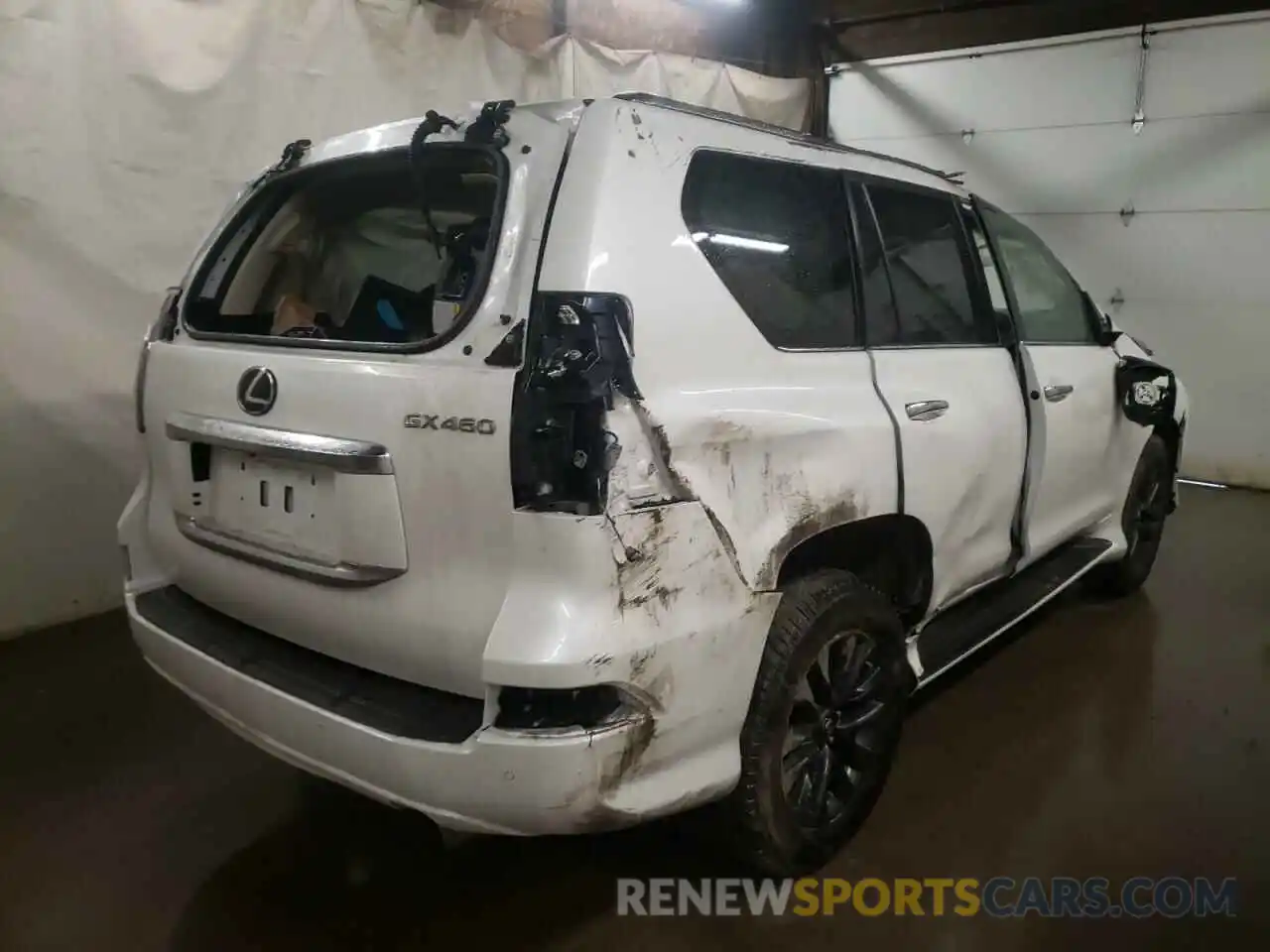 4 Photograph of a damaged car JTJAM7BX1L5261959 LEXUS GX 2020