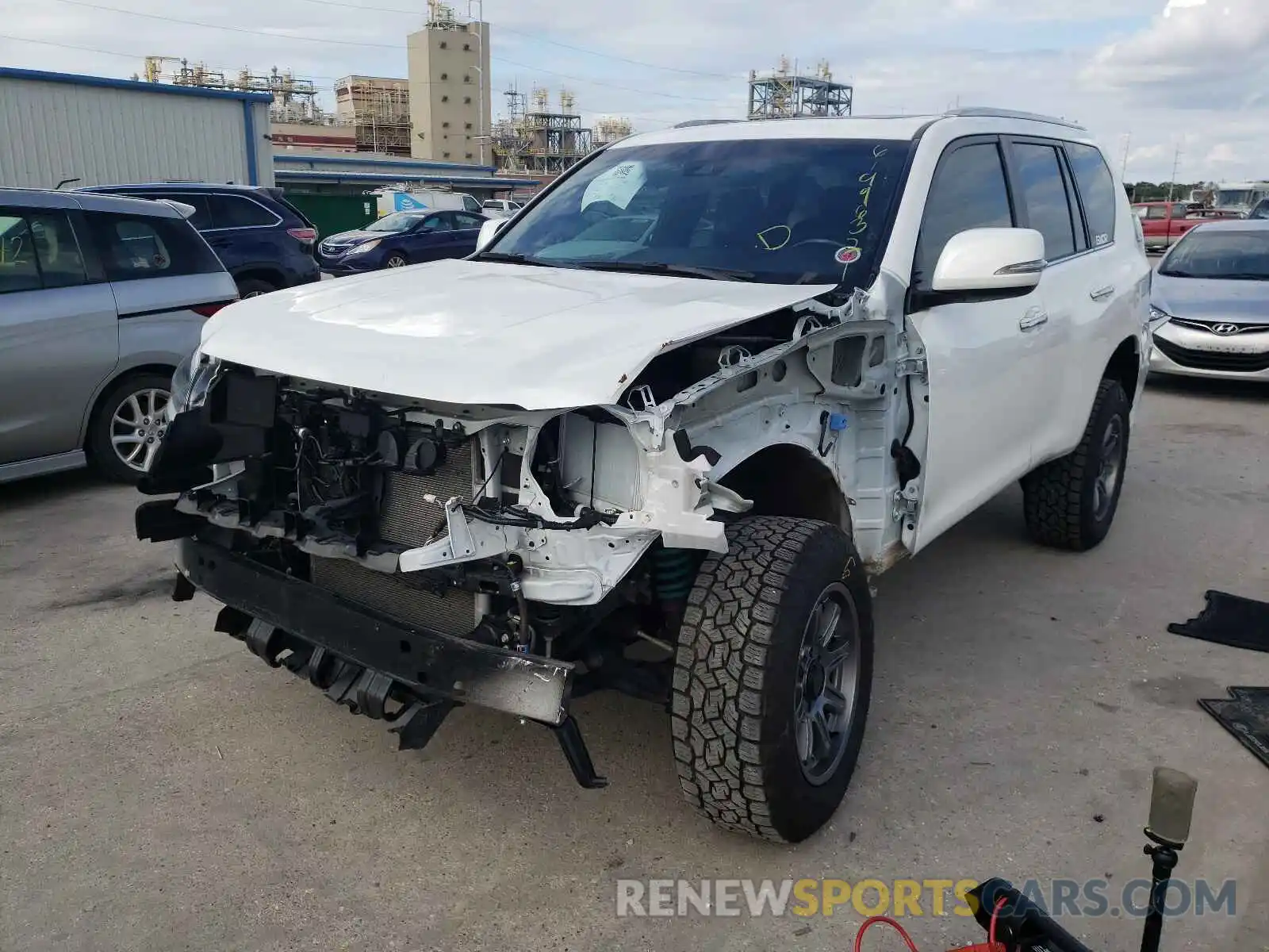 2 Photograph of a damaged car JTJAM7BX1L5262674 LEXUS GX 2020