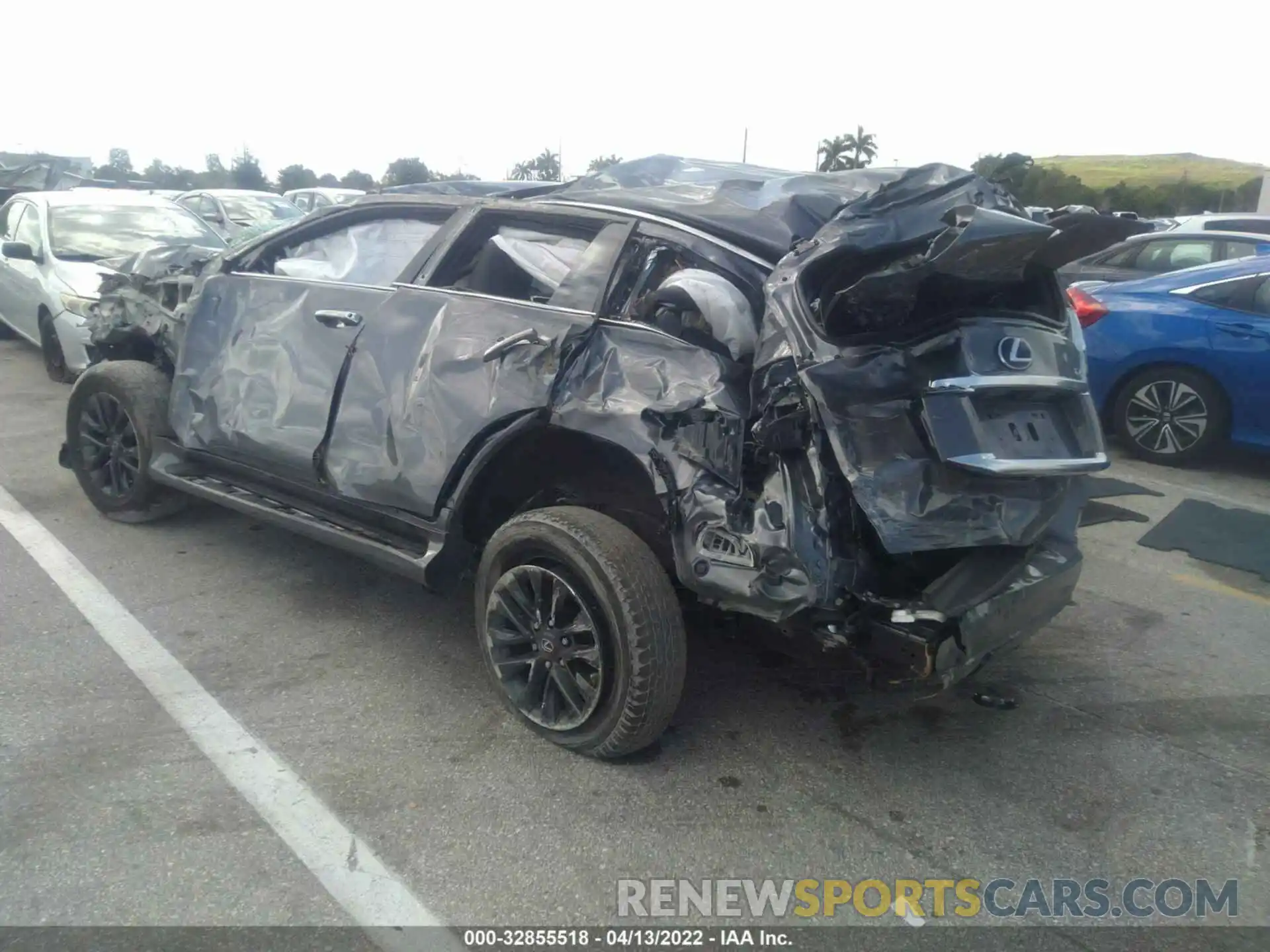 3 Photograph of a damaged car JTJAM7BX1L5263498 LEXUS GX 2020