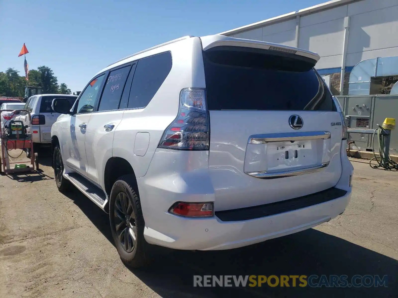 3 Фотография поврежденного автомобиля JTJAM7BX2L5251599 LEXUS GX 2020