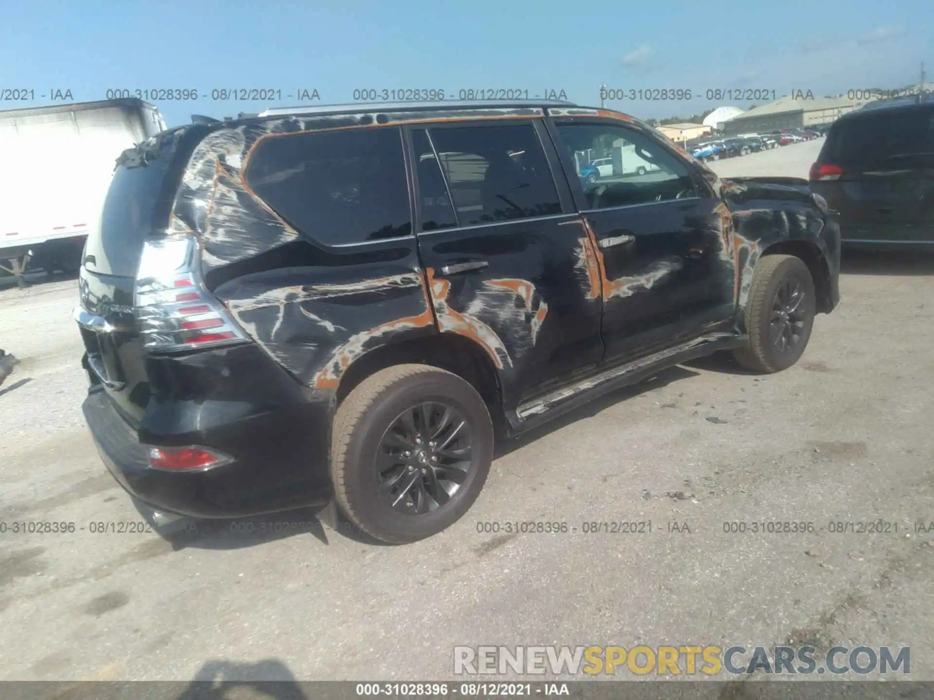 4 Фотография поврежденного автомобиля JTJAM7BX2L5267544 LEXUS GX 2020