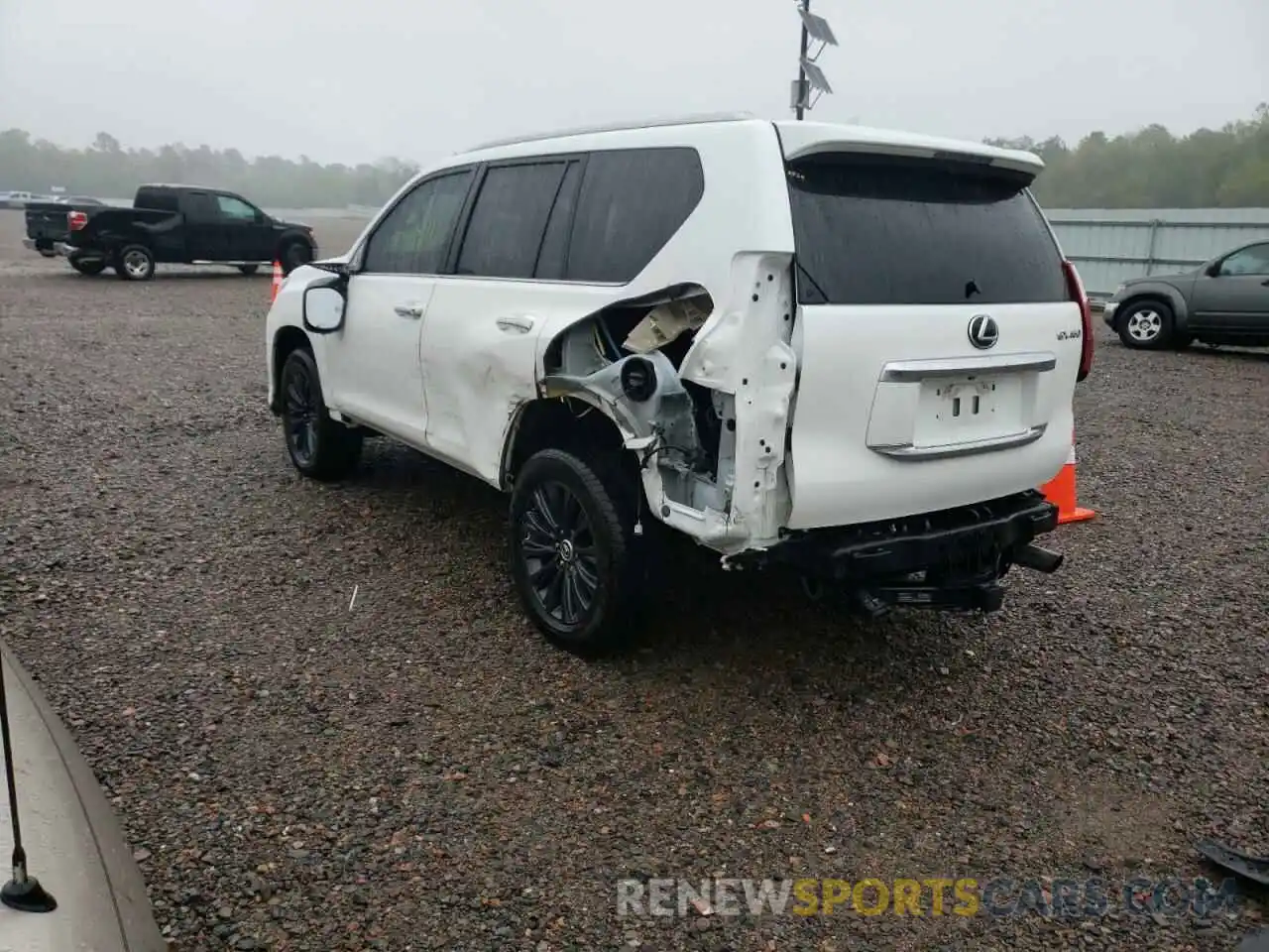 3 Photograph of a damaged car JTJAM7BX3L5264684 LEXUS GX 2020