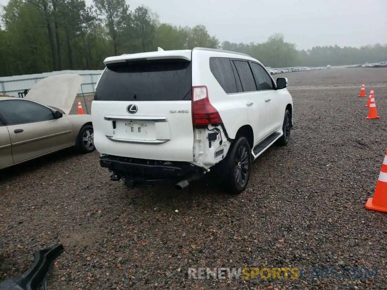 4 Photograph of a damaged car JTJAM7BX3L5264684 LEXUS GX 2020