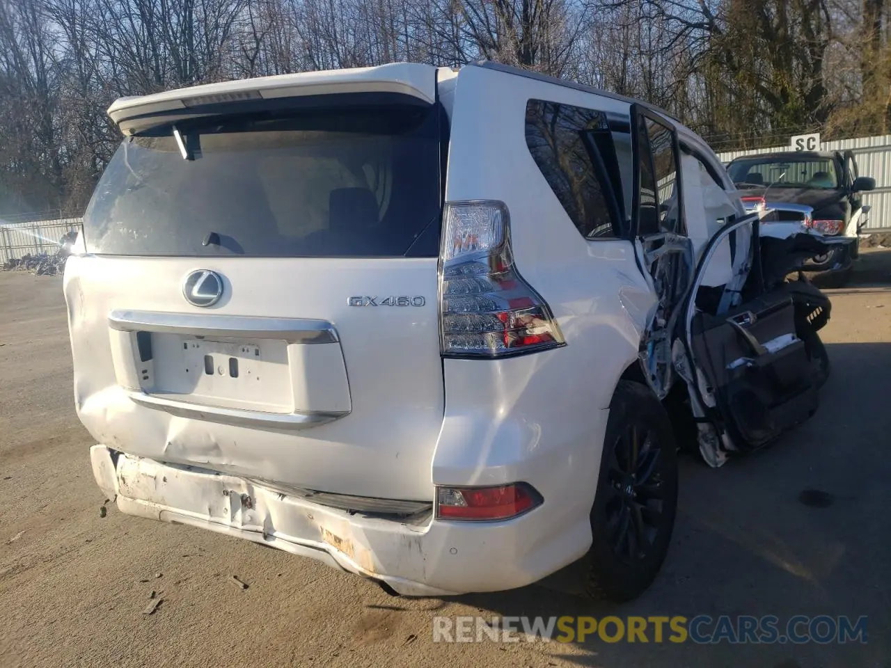 4 Photograph of a damaged car JTJAM7BX4L5252771 LEXUS GX 2020