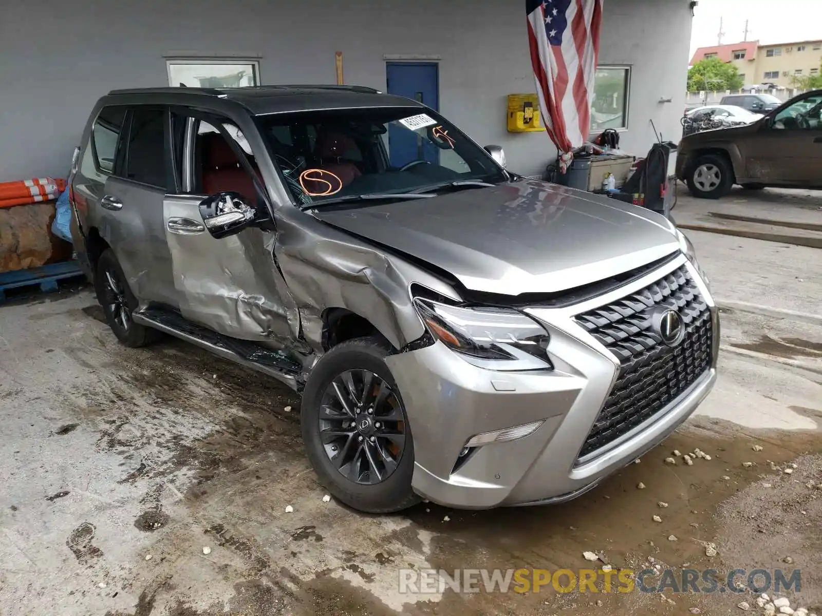 1 Photograph of a damaged car JTJAM7BX5L5258448 LEXUS GX 2020