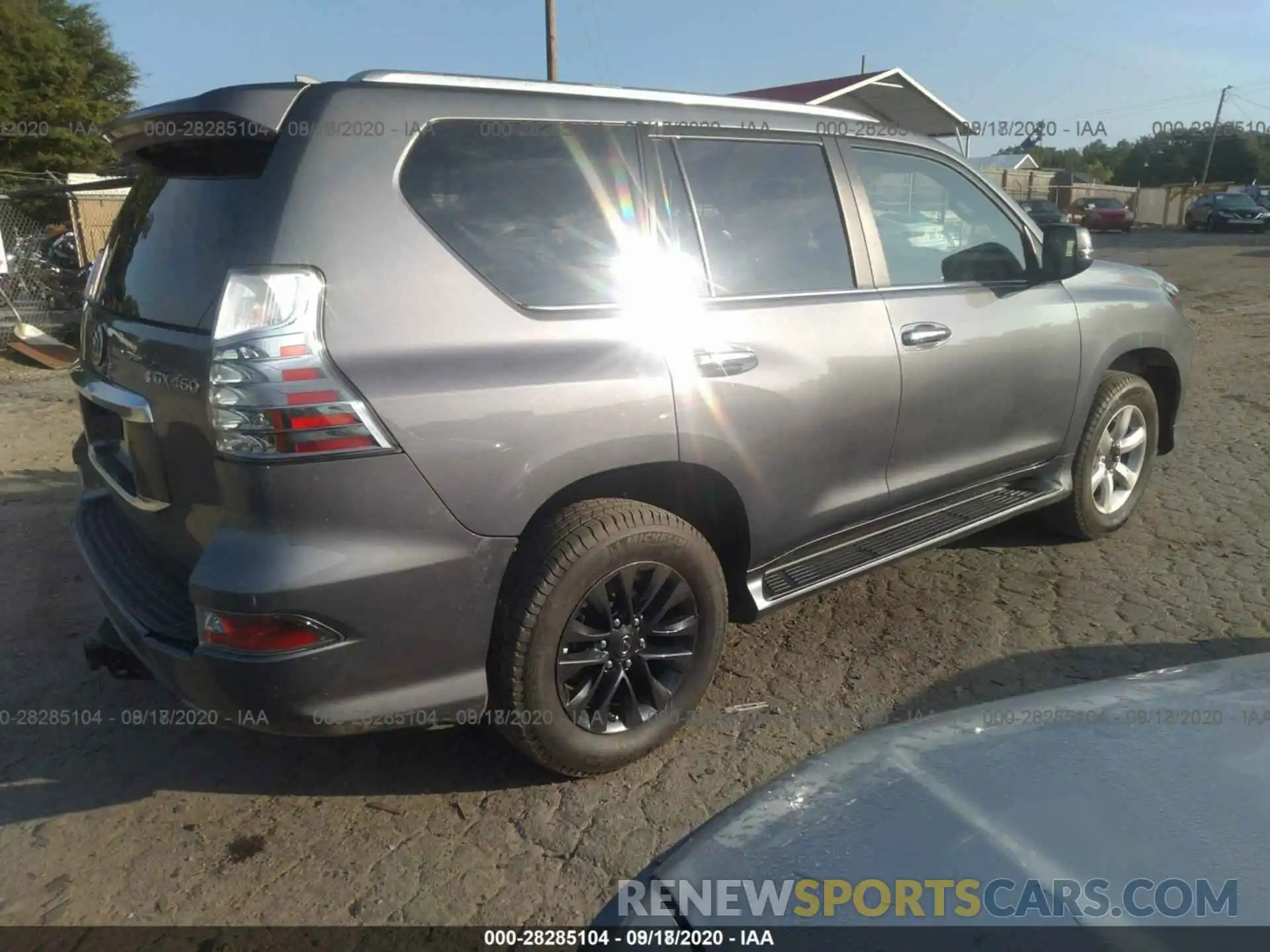 15 Photograph of a damaged car JTJAM7BX5L5261933 LEXUS GX 2020