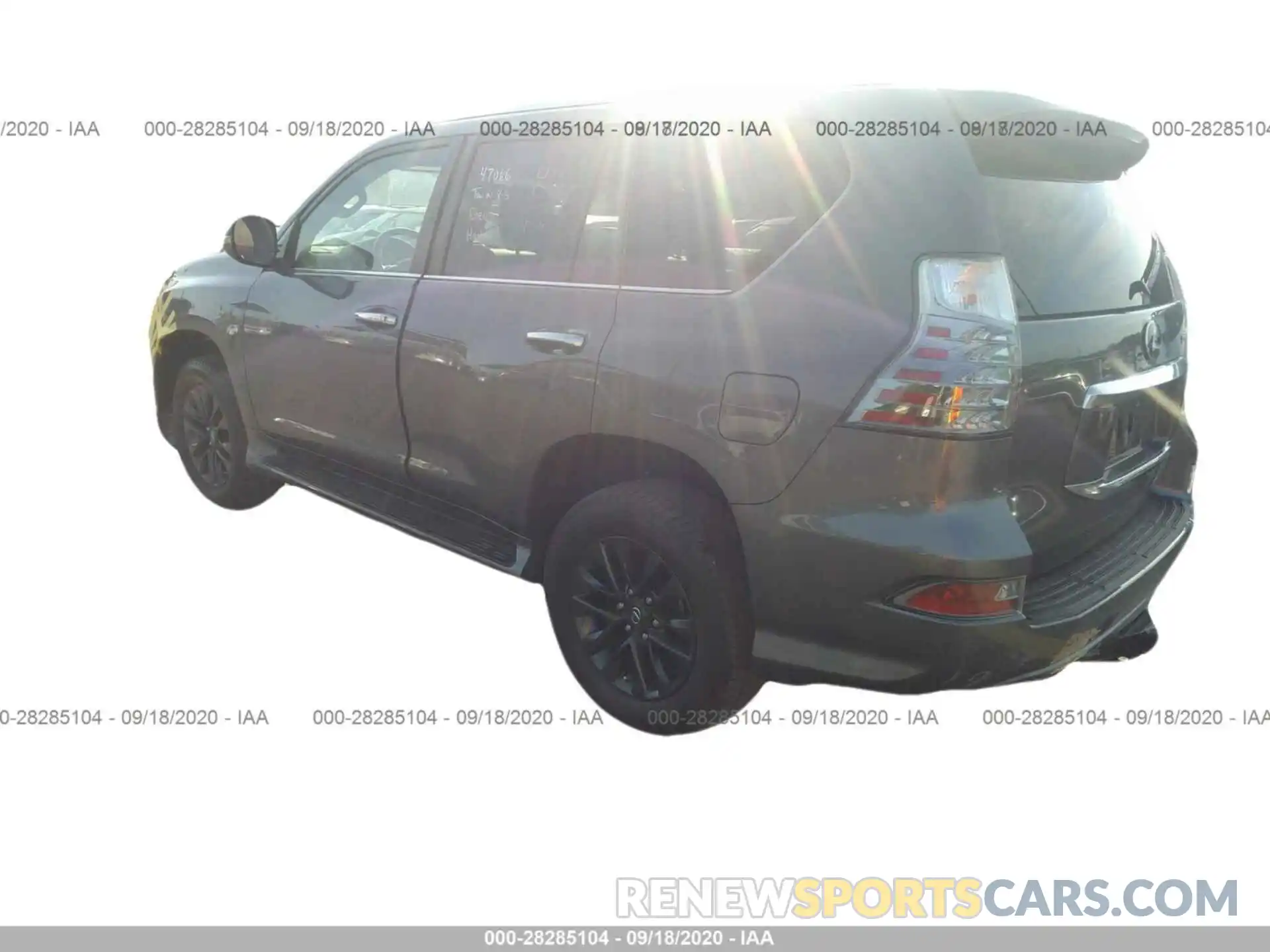 3 Photograph of a damaged car JTJAM7BX5L5261933 LEXUS GX 2020