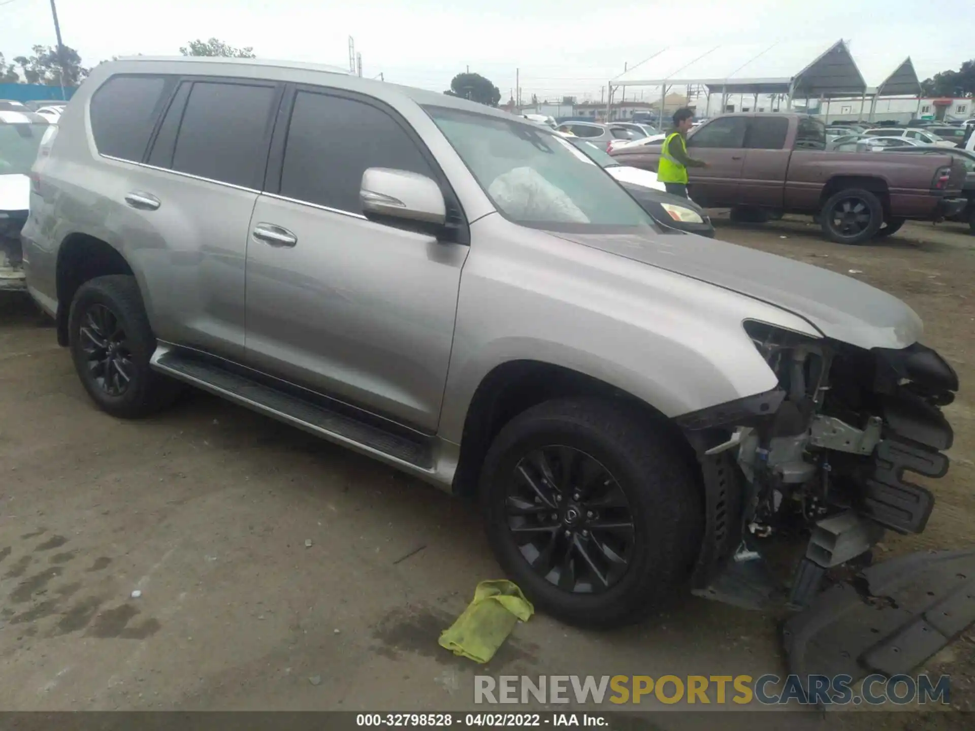 1 Photograph of a damaged car JTJAM7BX6L5258880 LEXUS GX 2020