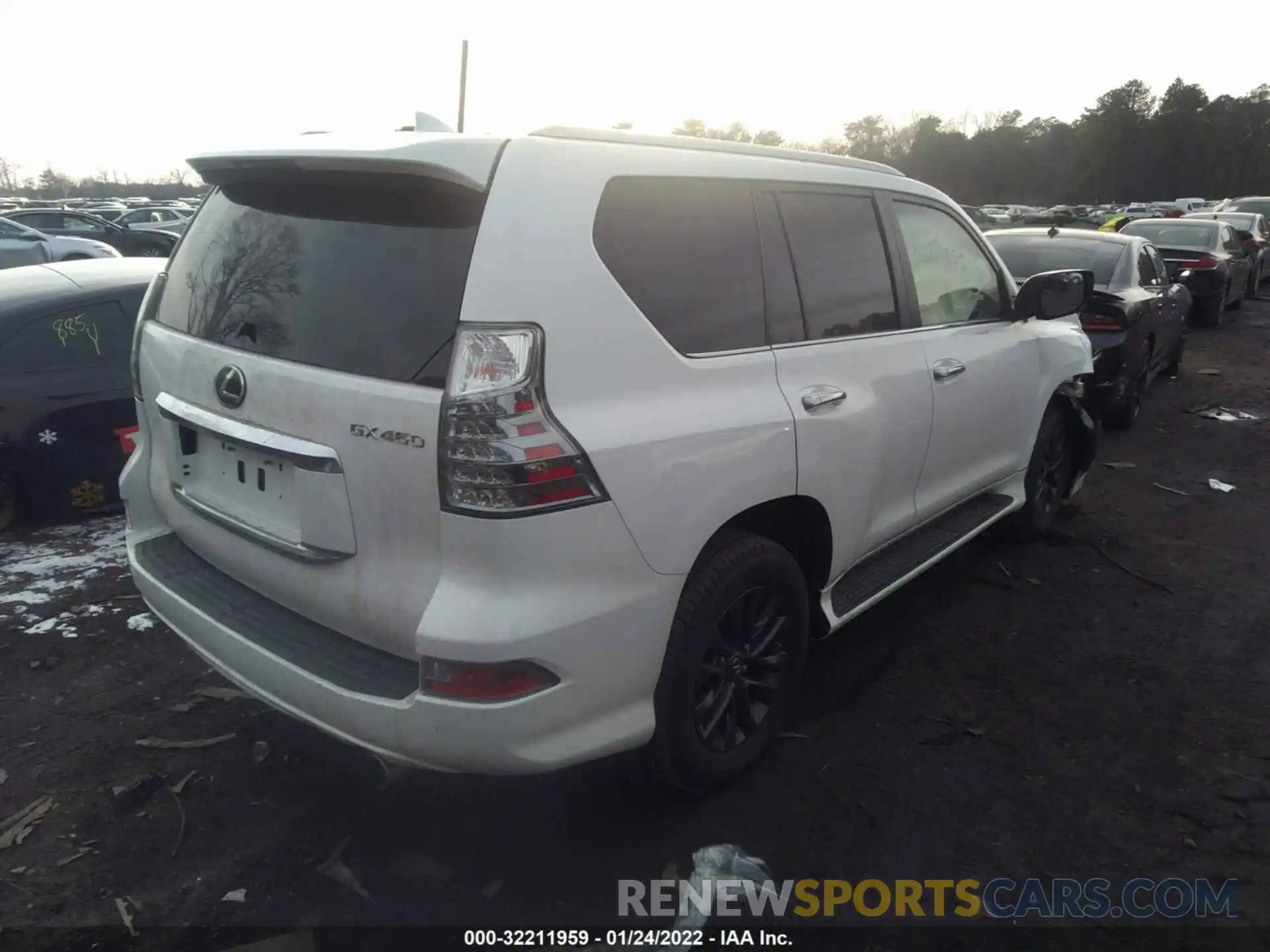 4 Photograph of a damaged car JTJAM7BX8L5251428 LEXUS GX 2020