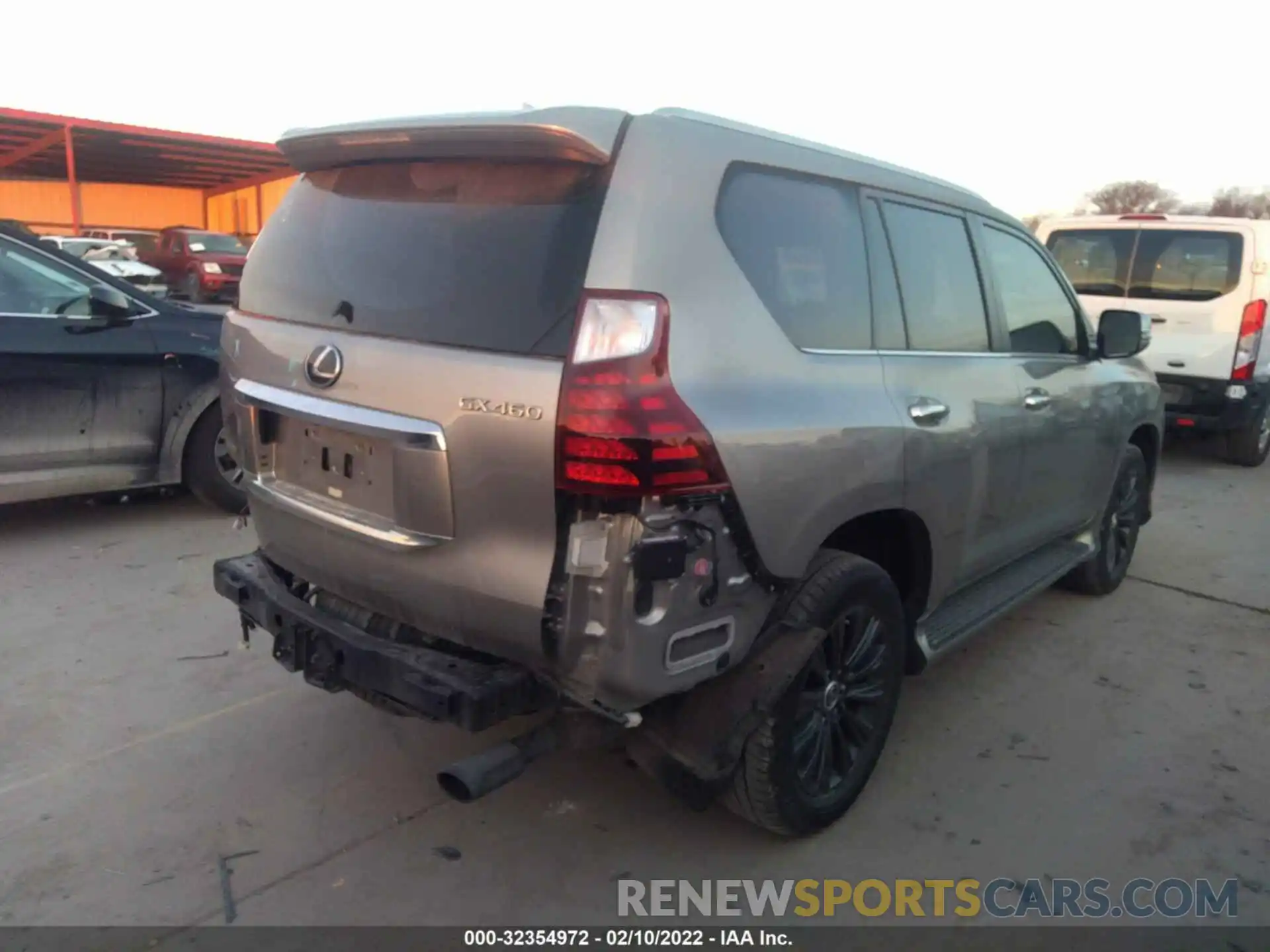 4 Фотография поврежденного автомобиля JTJAM7BX8L5260940 LEXUS GX 2020