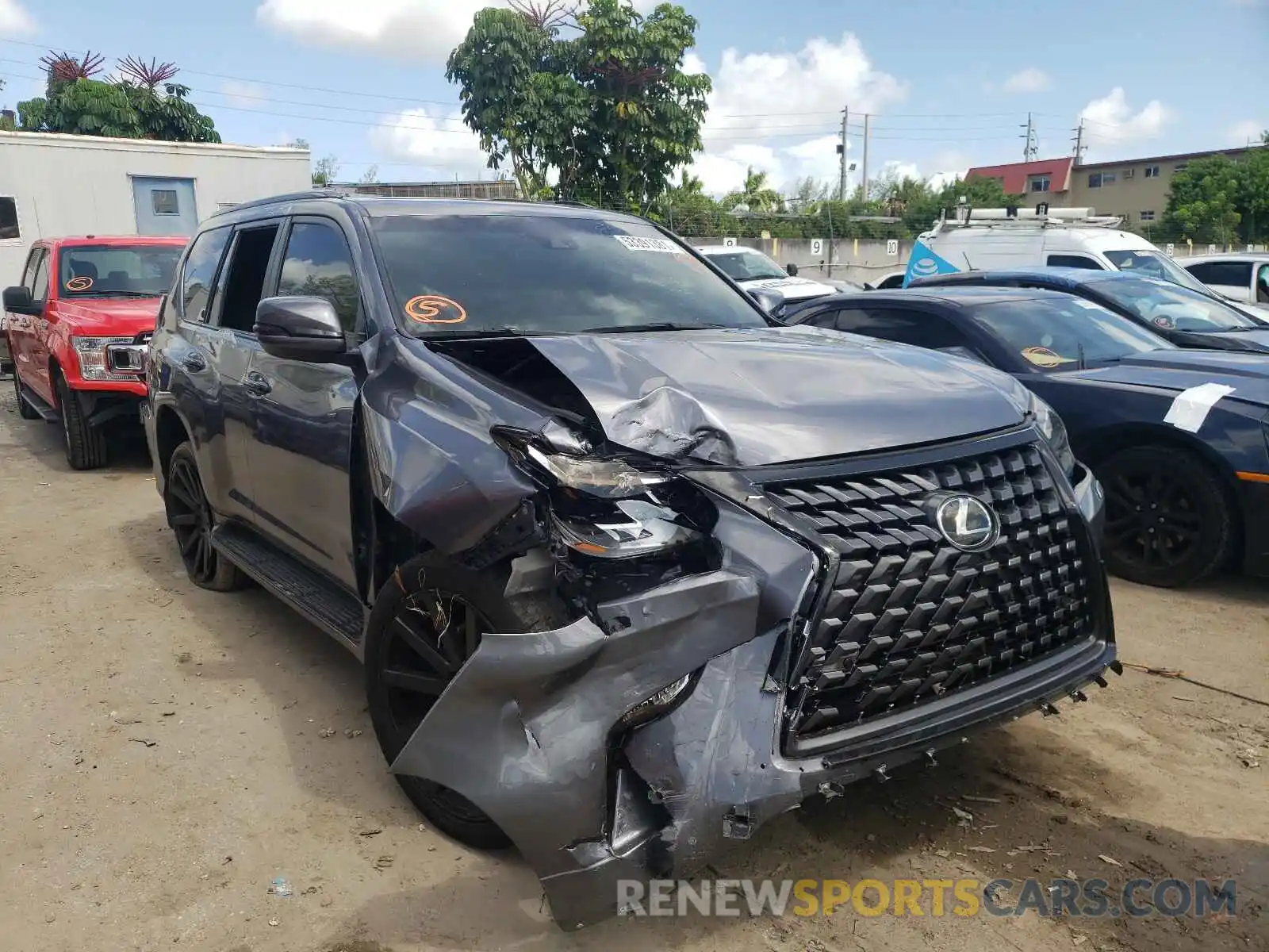 1 Photograph of a damaged car JTJAM7BX9L5243662 LEXUS GX 2020