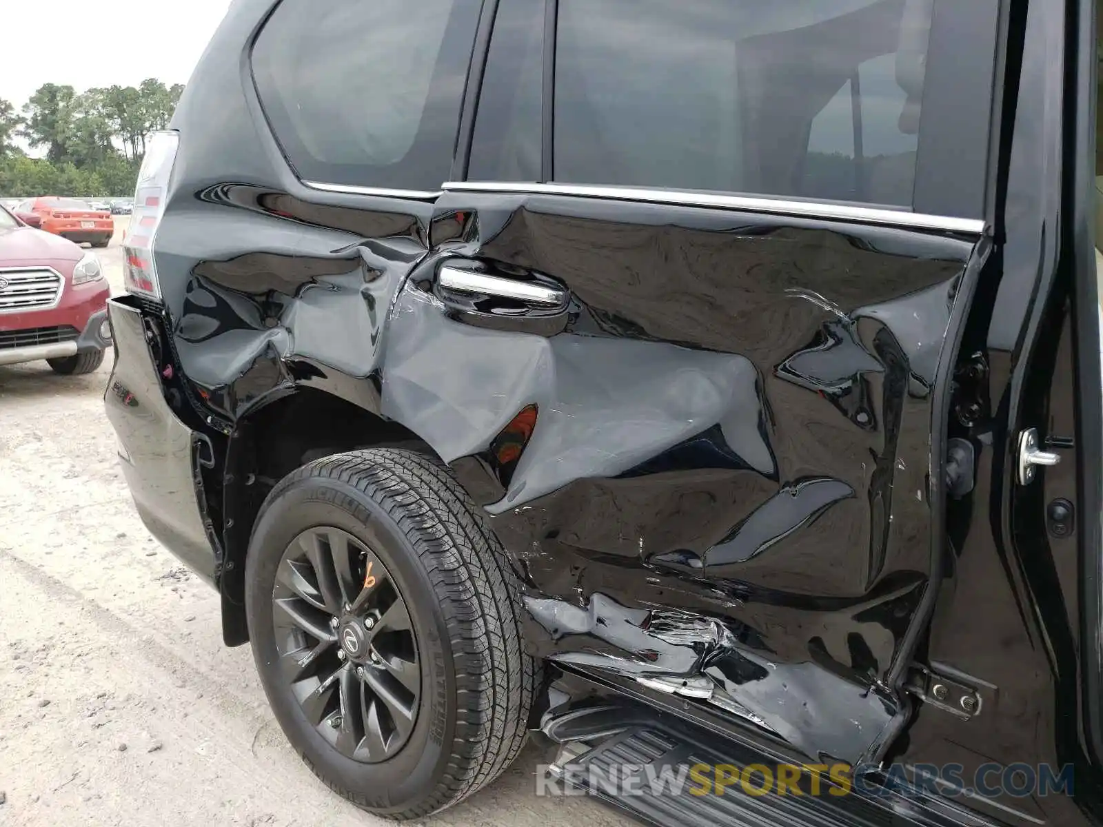 9 Photograph of a damaged car JTJAM7BX9L5248683 LEXUS GX 2020