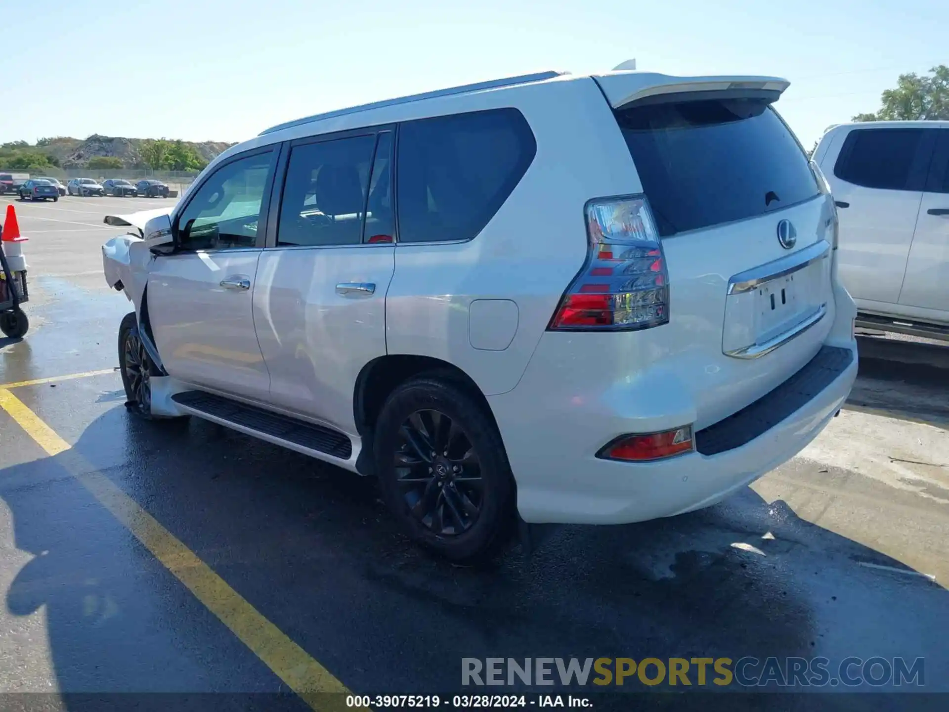 3 Photograph of a damaged car JTJAM7BX9L5267461 LEXUS GX 2020