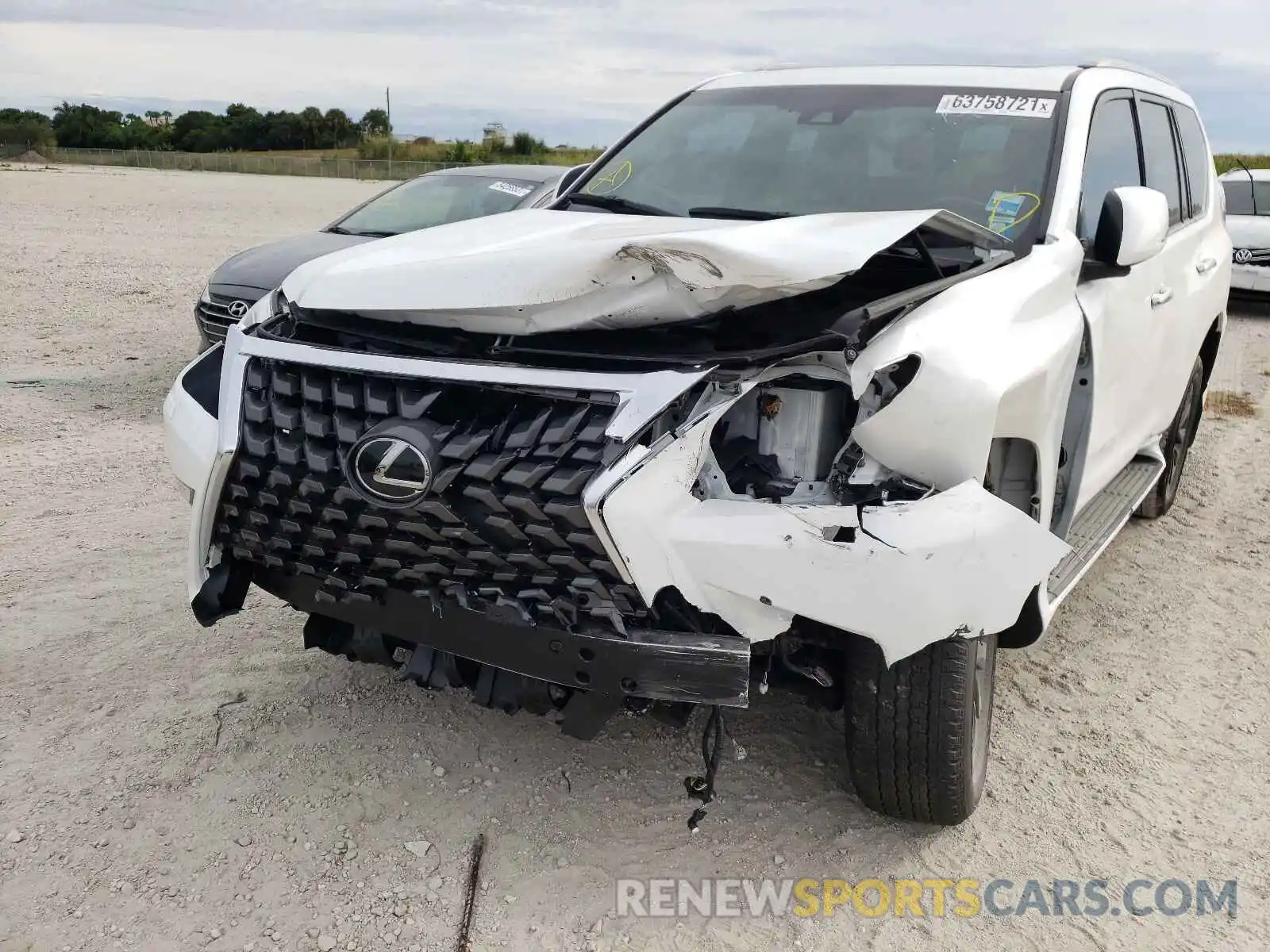 9 Photograph of a damaged car JTJAM7BXXL5248837 LEXUS GX 2020