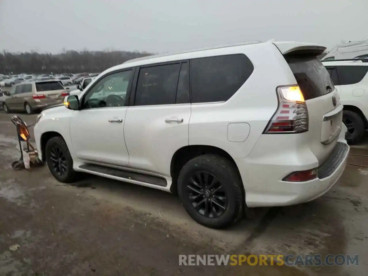 2 Фотография поврежденного автомобиля JTJAM7BXXL5259823 LEXUS GX 2020