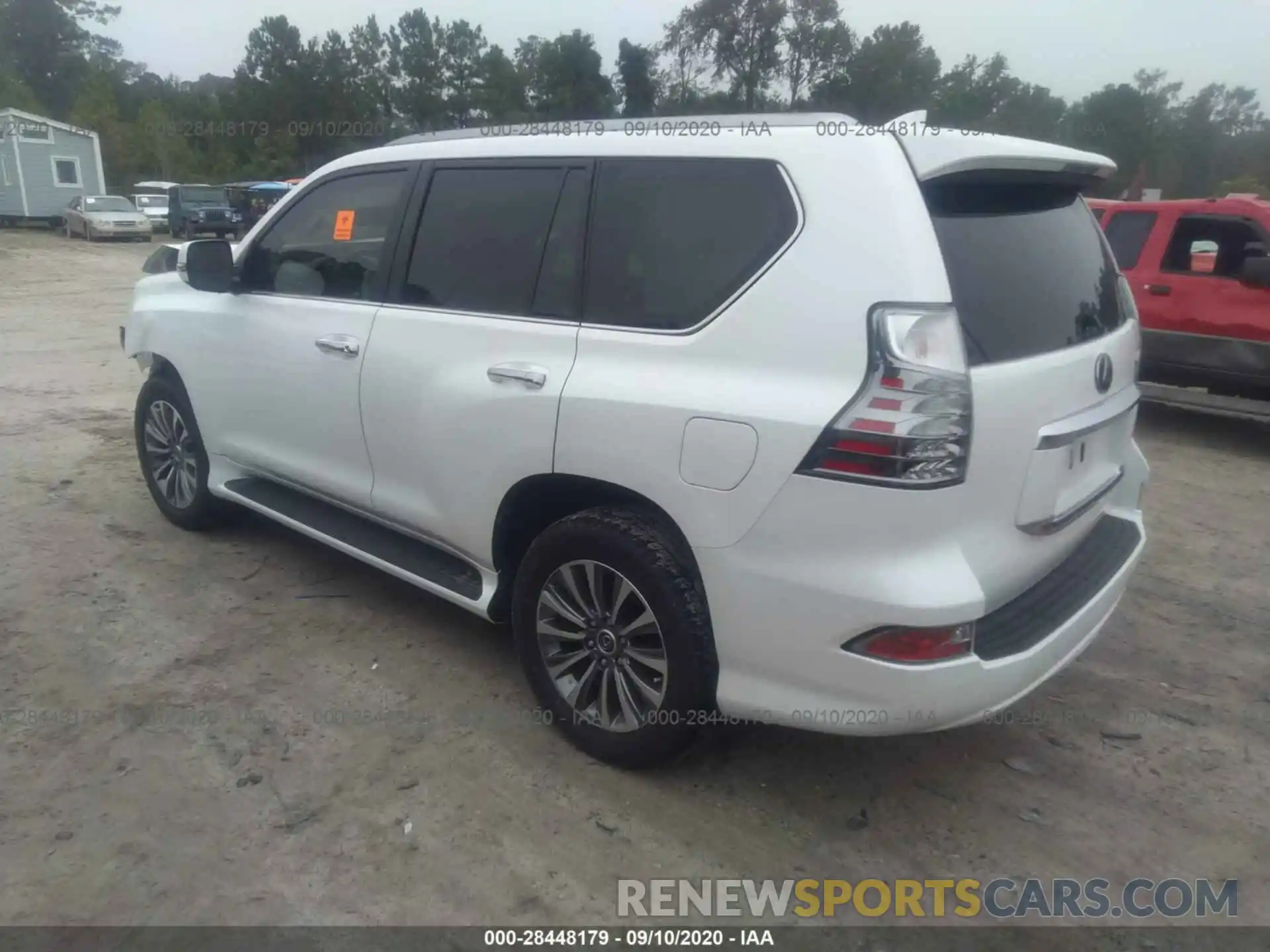 3 Фотография поврежденного автомобиля JTJGM7BXXL5246239 LEXUS GX 2020