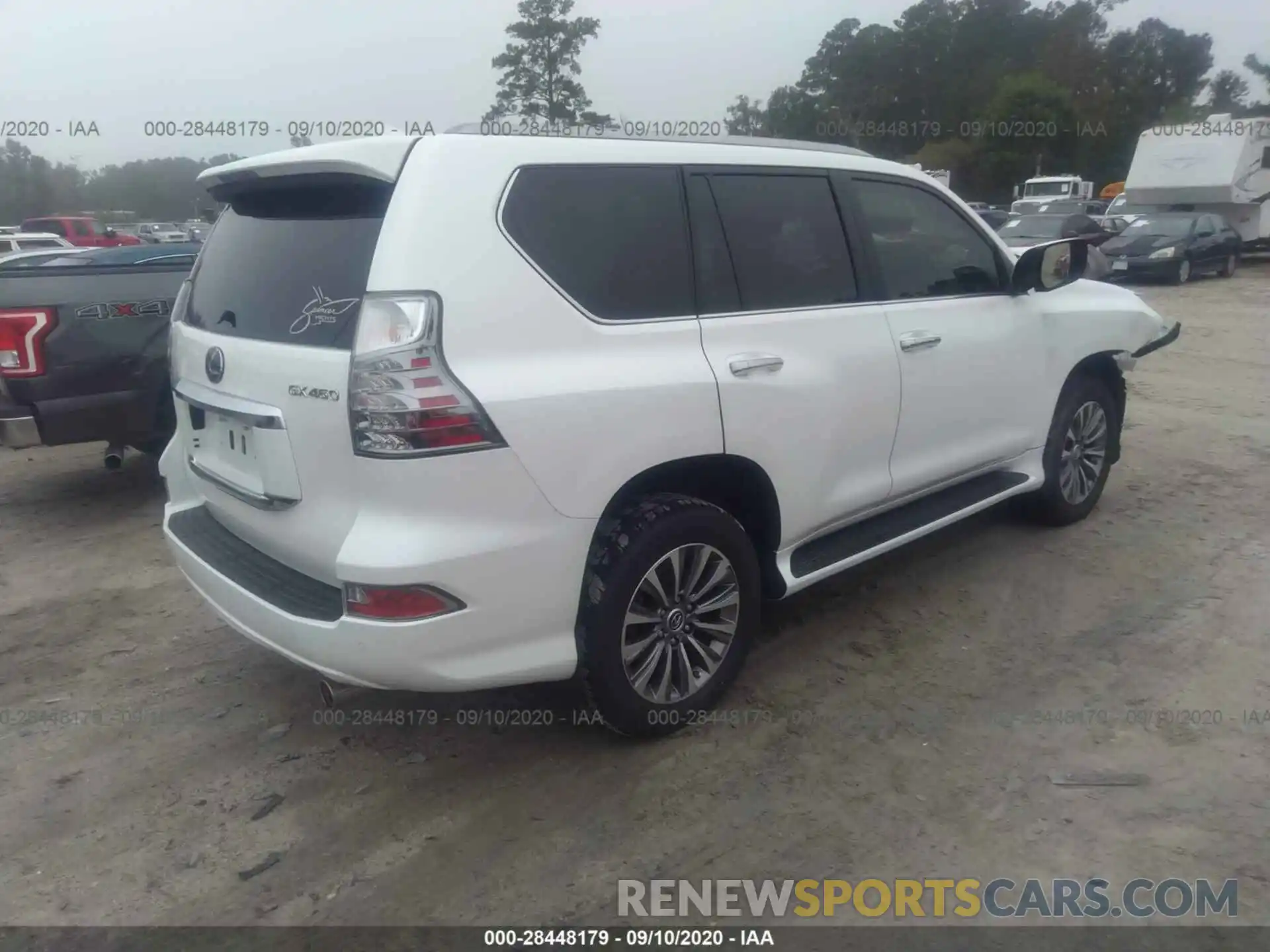 4 Photograph of a damaged car JTJGM7BXXL5246239 LEXUS GX 2020