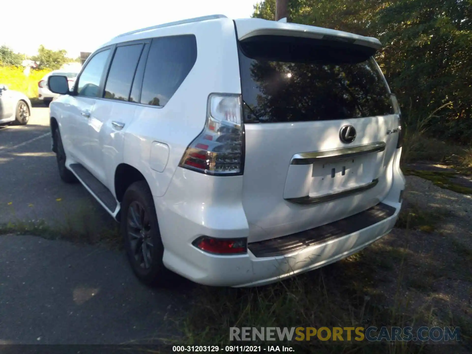 3 Фотография поврежденного автомобиля JTJAM7BX0M5273330 LEXUS GX 2021