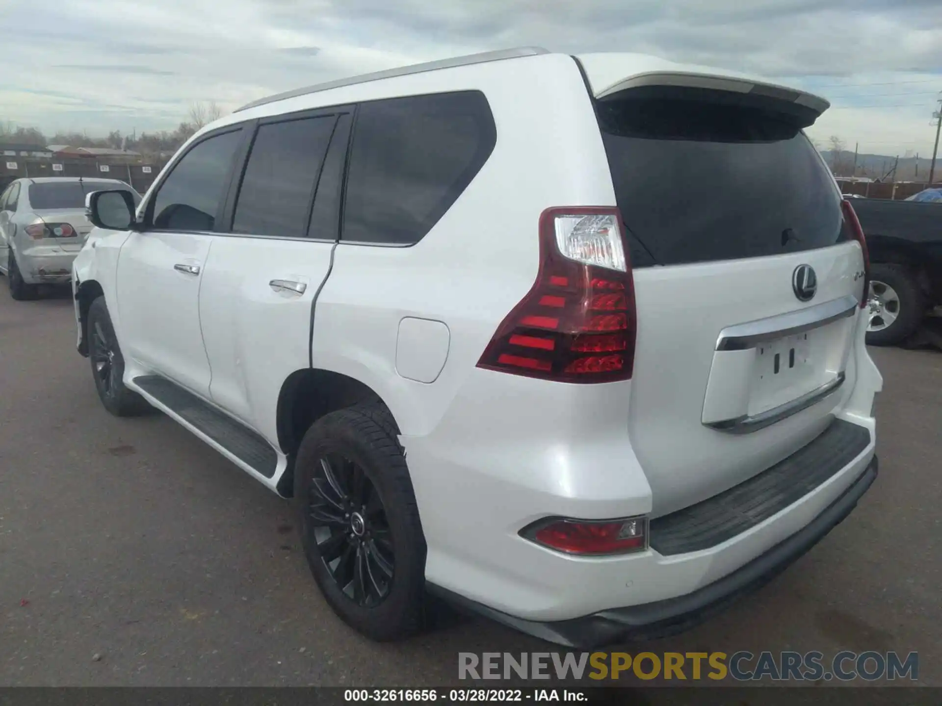 3 Photograph of a damaged car JTJAM7BX0M5292041 LEXUS GX 2021