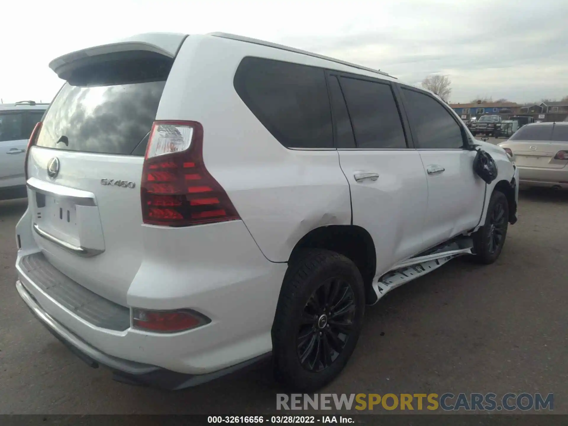 4 Photograph of a damaged car JTJAM7BX0M5292041 LEXUS GX 2021