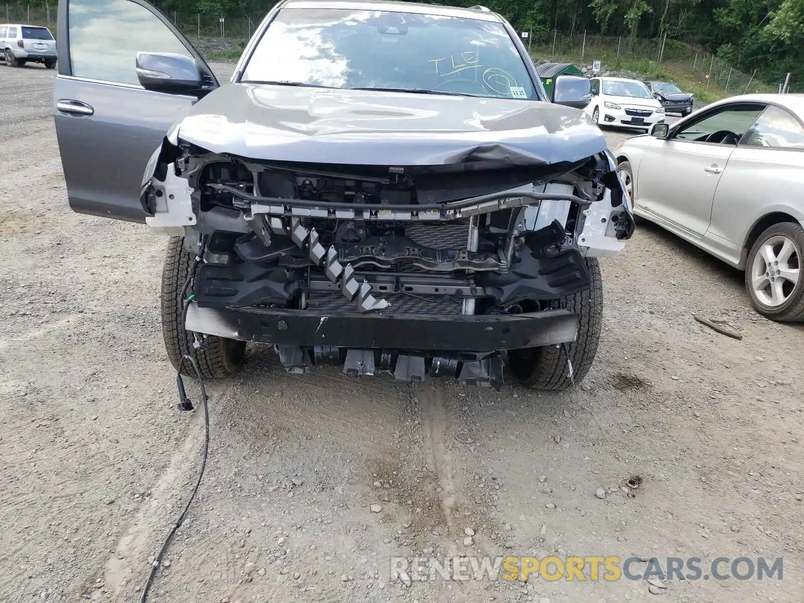 9 Photograph of a damaged car JTJAM7BX2M5275886 LEXUS GX 2021