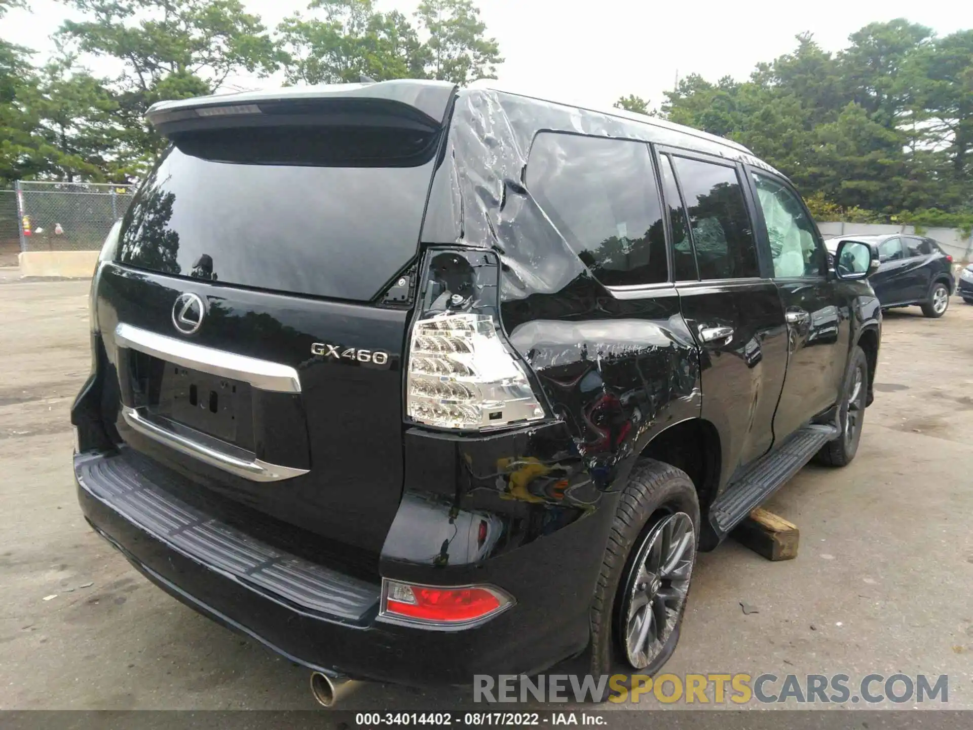 4 Photograph of a damaged car JTJAM7BX8M5272166 LEXUS GX 2021