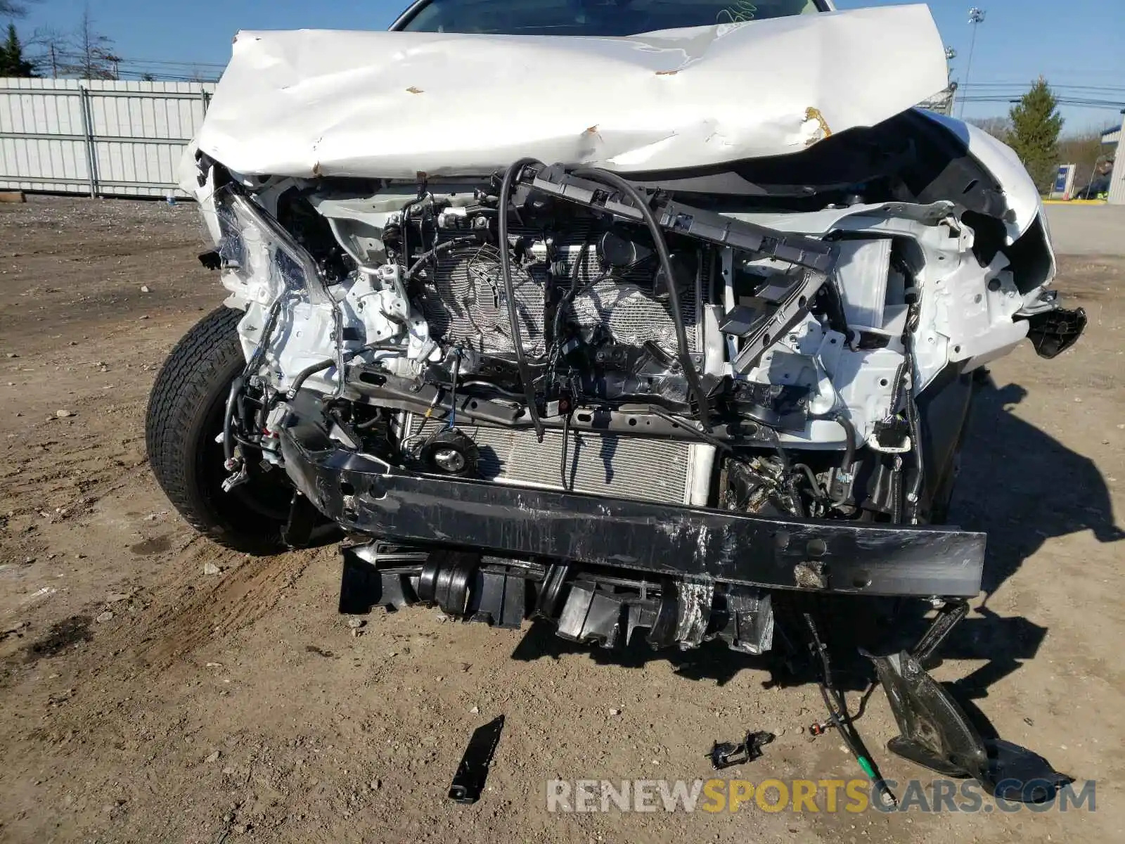 9 Фотография поврежденного автомобиля JTJAM7BXXM5268250 LEXUS GX 2021