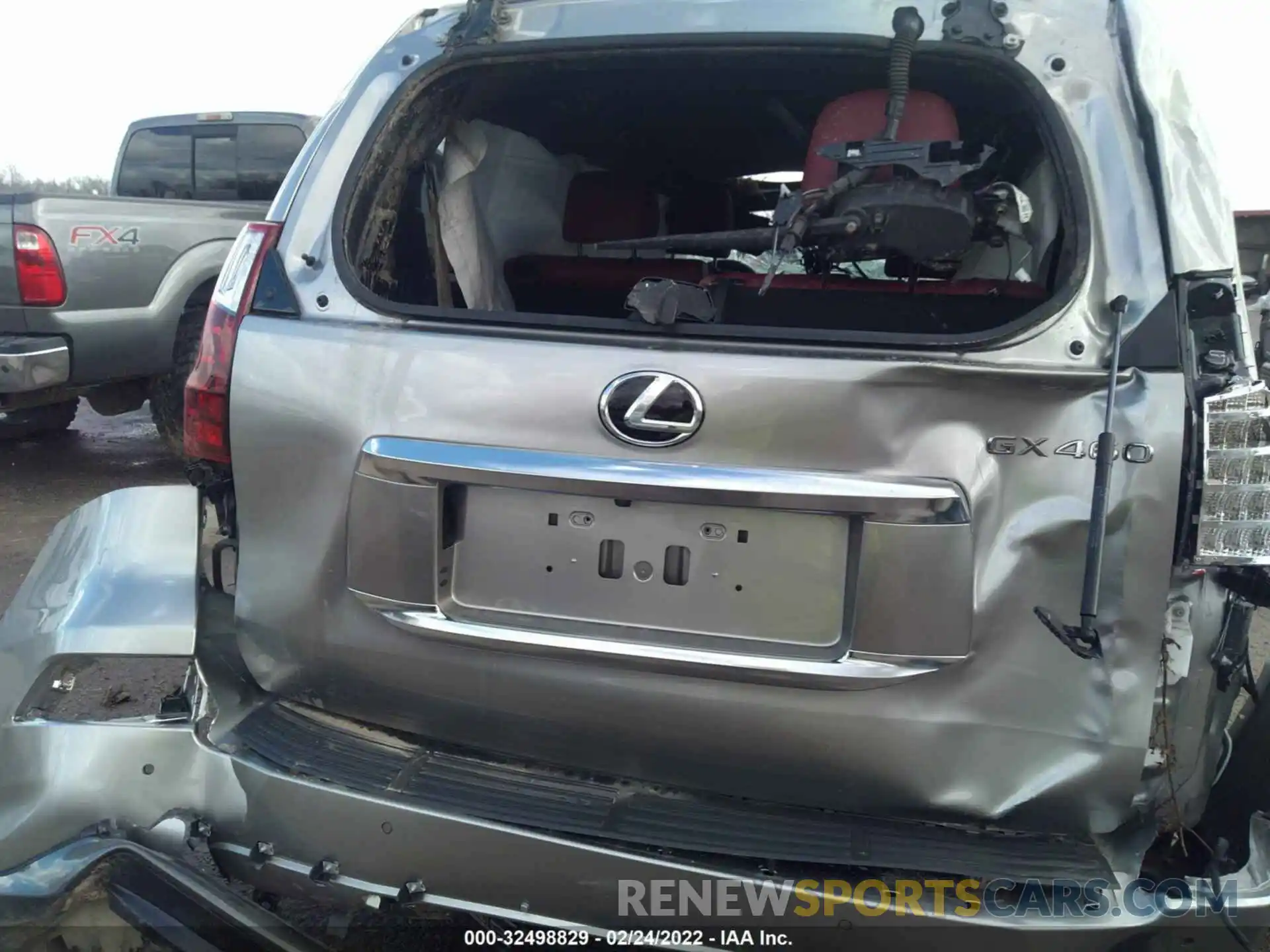 8 Photograph of a damaged car JTJGM7BX2M5275199 LEXUS GX 2021