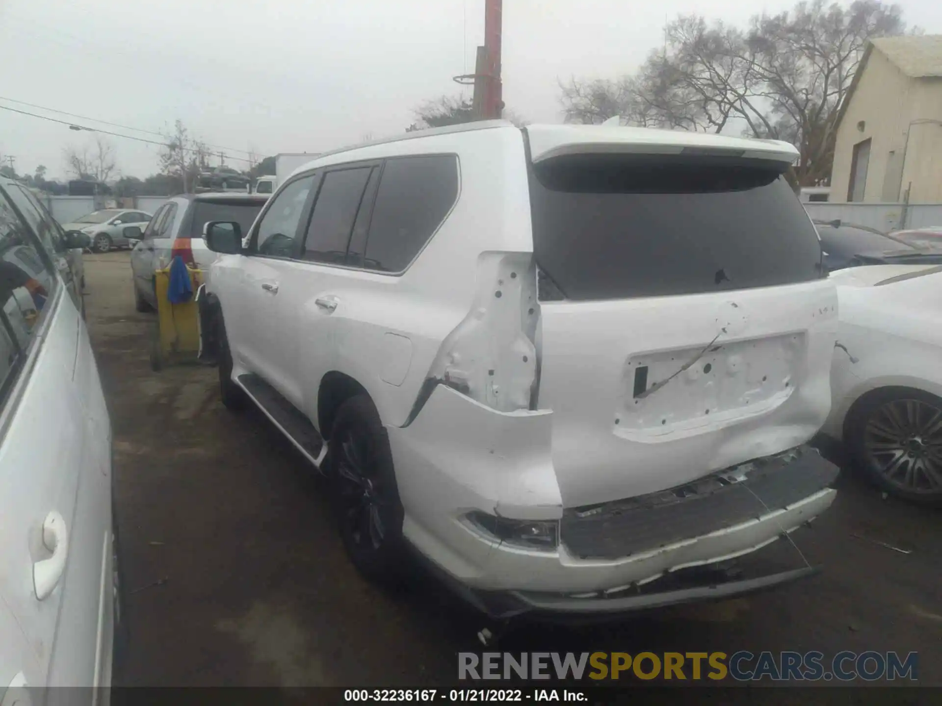 3 Фотография поврежденного автомобиля JTJGM7BX4M5286303 LEXUS GX 2021