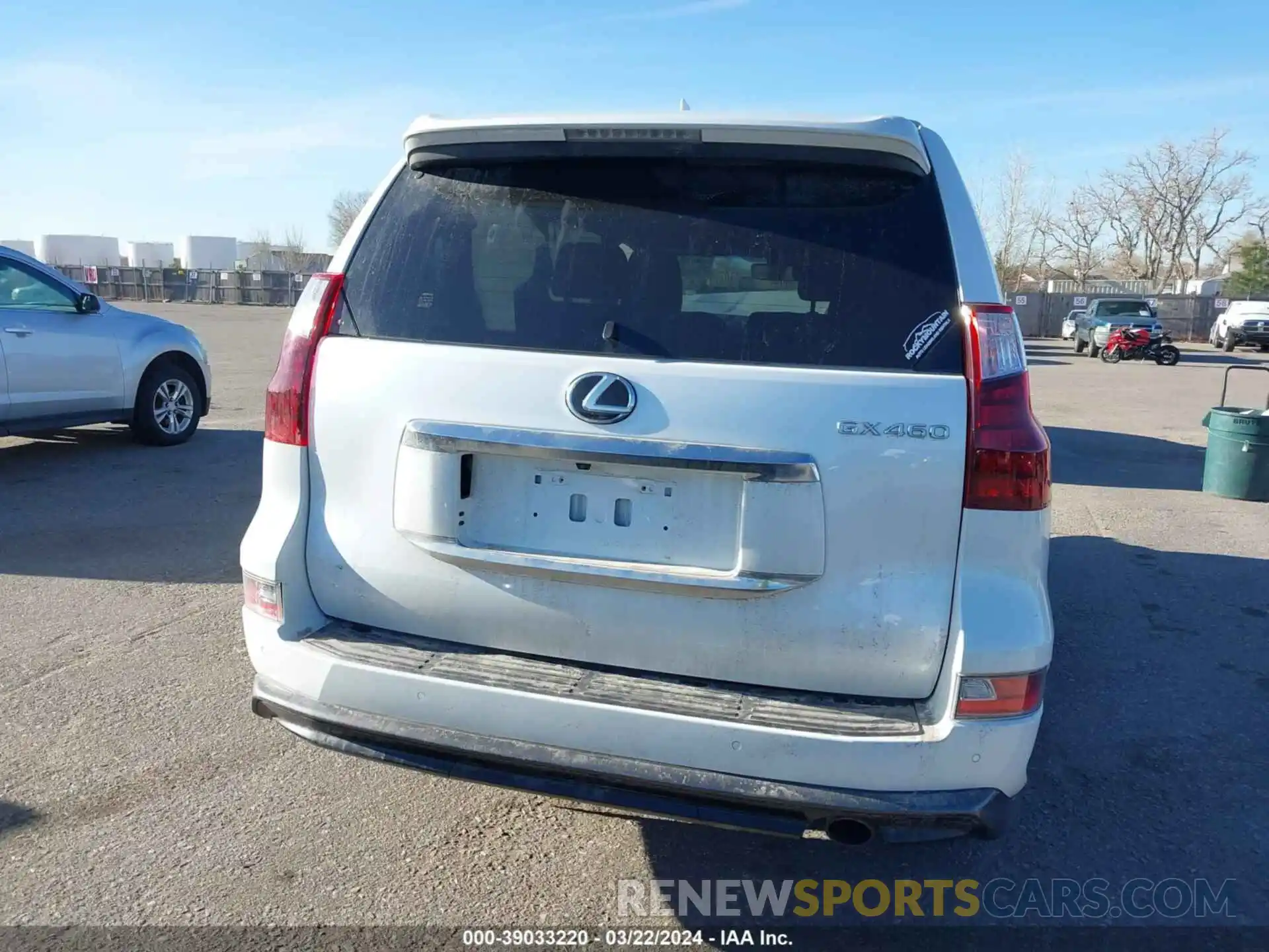 17 Photograph of a damaged car JTJAM7BX6N5325657 LEXUS GX 2022