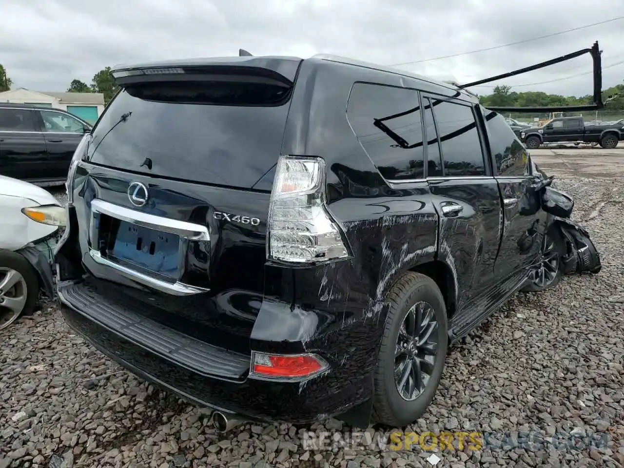 4 Photograph of a damaged car JTJAM7BX7N5327675 LEXUS GX 2022