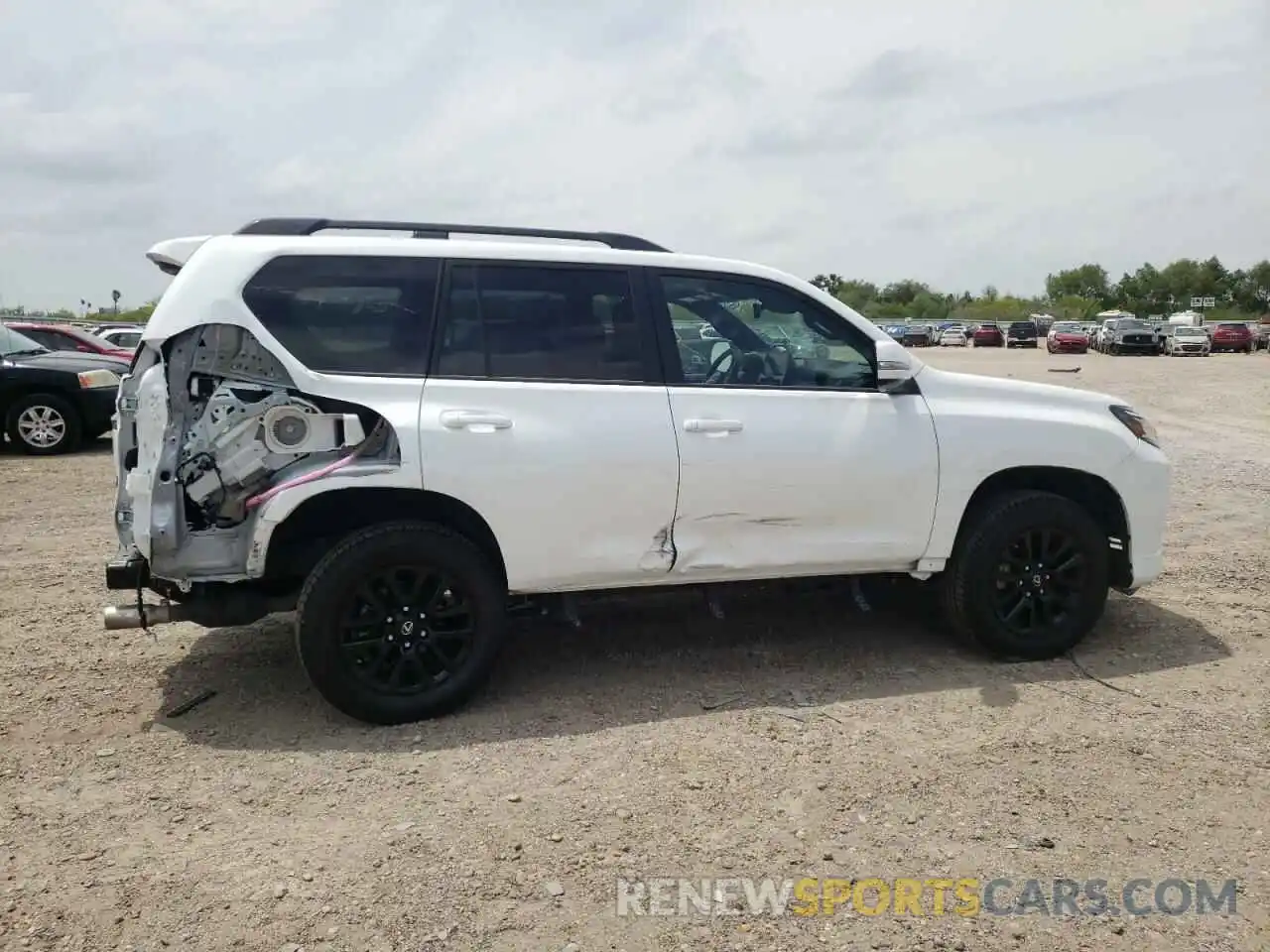 9 Photograph of a damaged car JTJKM7BX5N5313035 LEXUS GX 2022