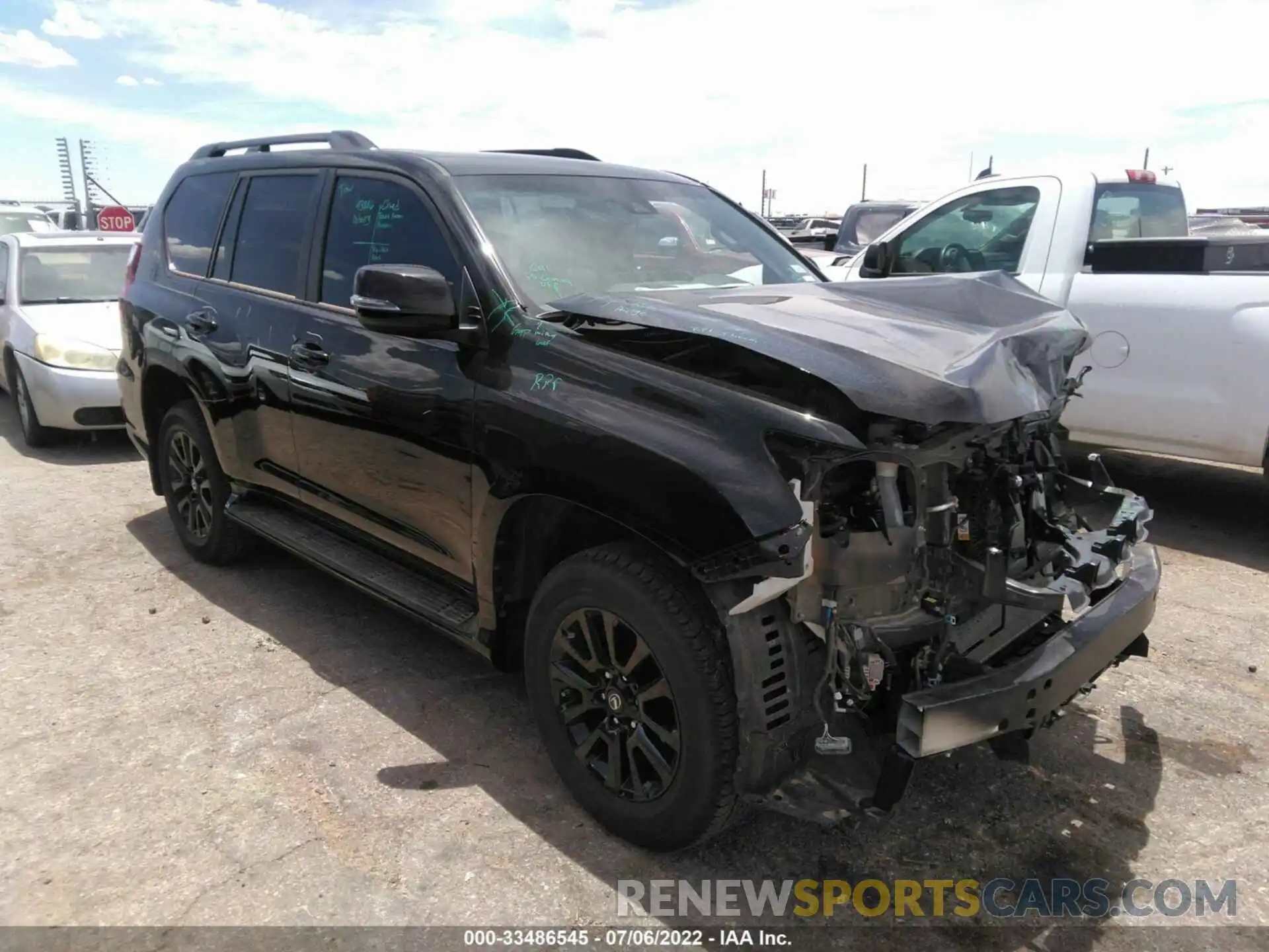 1 Photograph of a damaged car JTJKM7BX7N5307673 LEXUS GX 2022