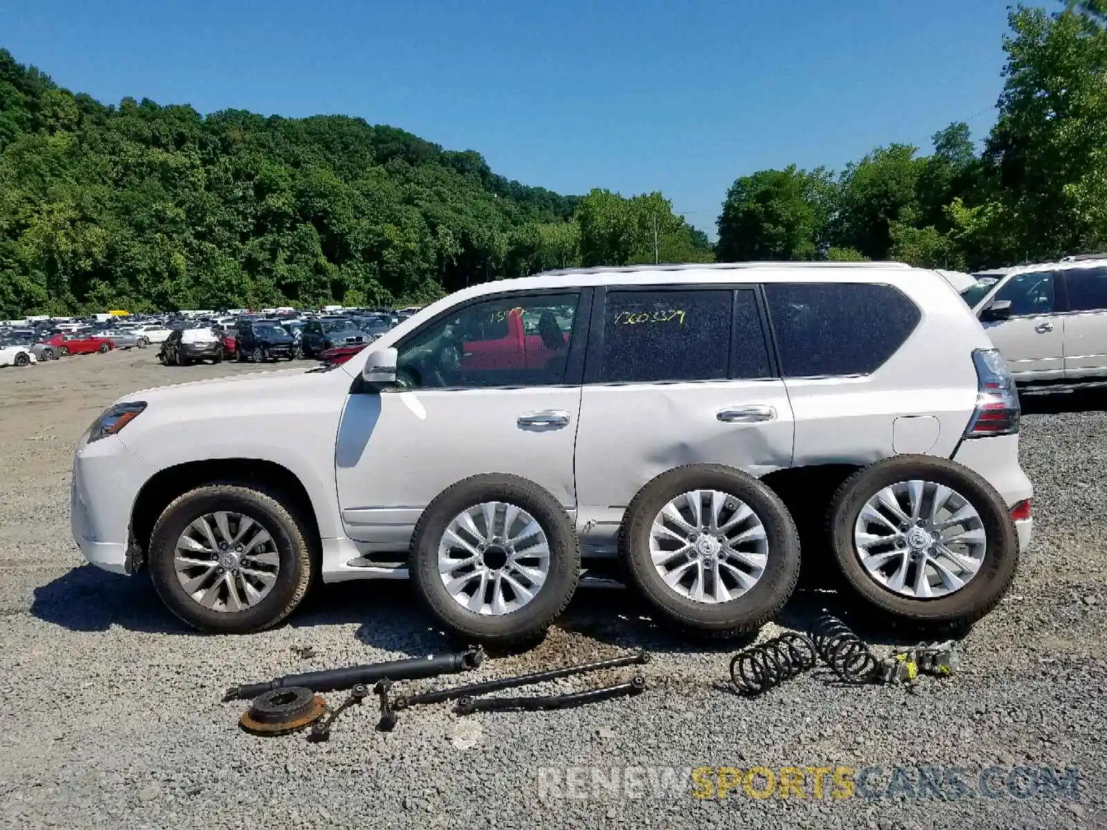 9 Photograph of a damaged car JTJBM7FX3K5226899 LEXUS GX 460 2019