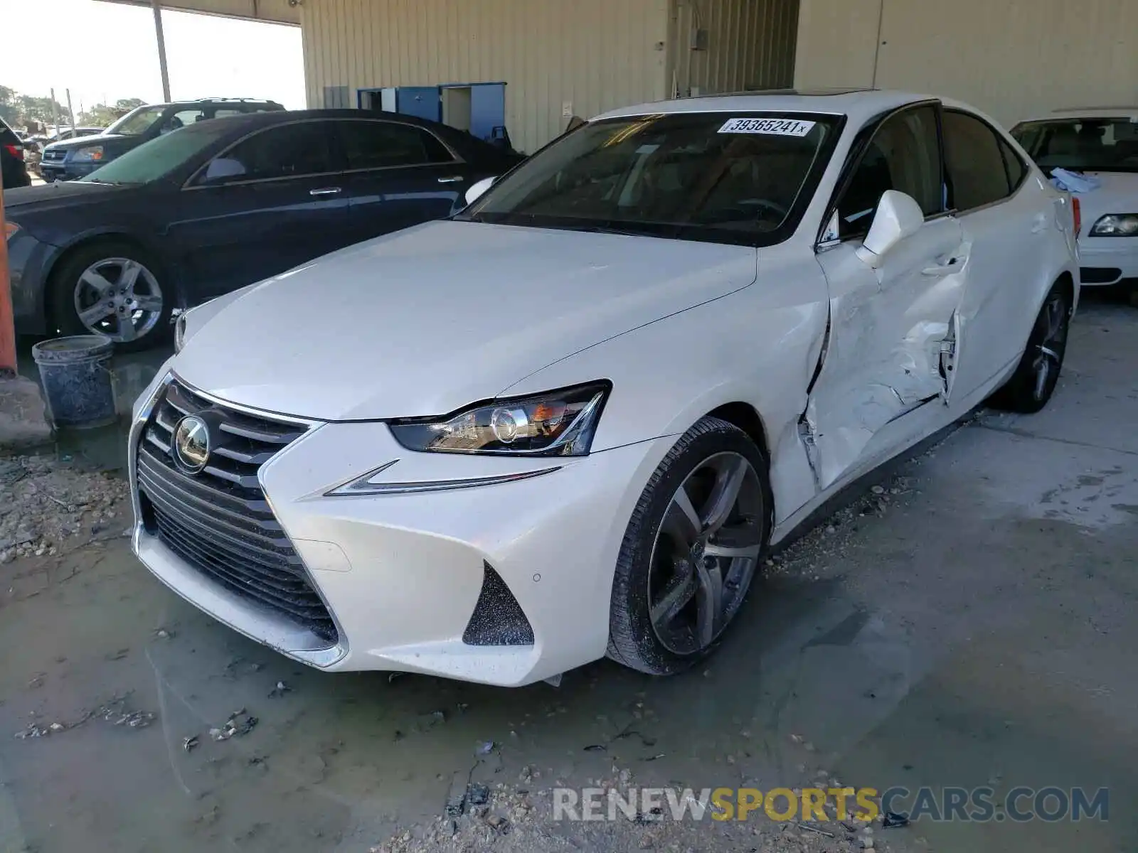 2 Фотография поврежденного автомобиля JTHBA1D20K5088284 LEXUS IS 2019