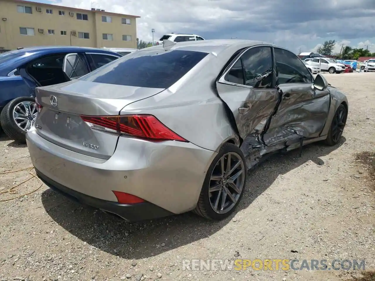 4 Фотография поврежденного автомобиля JTHBA1D20K5090875 LEXUS IS 2019