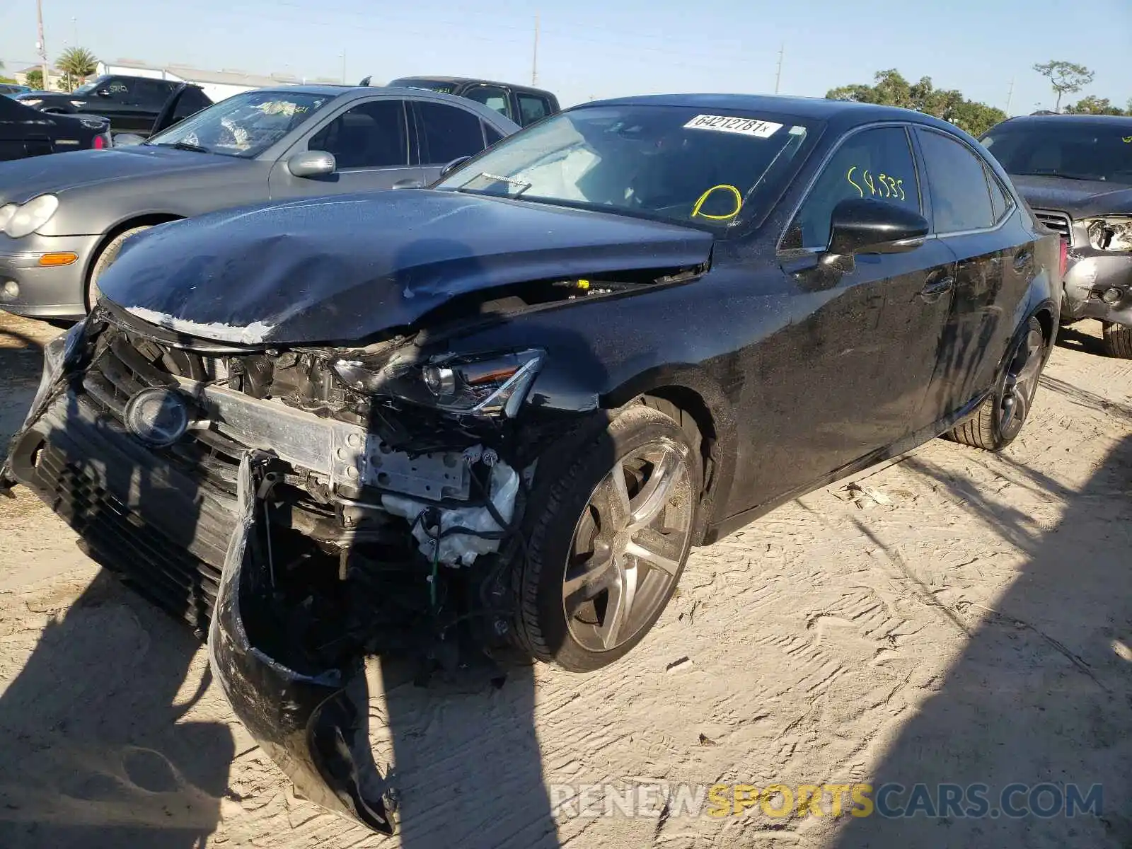 2 Фотография поврежденного автомобиля JTHBA1D20K5092108 LEXUS IS 2019