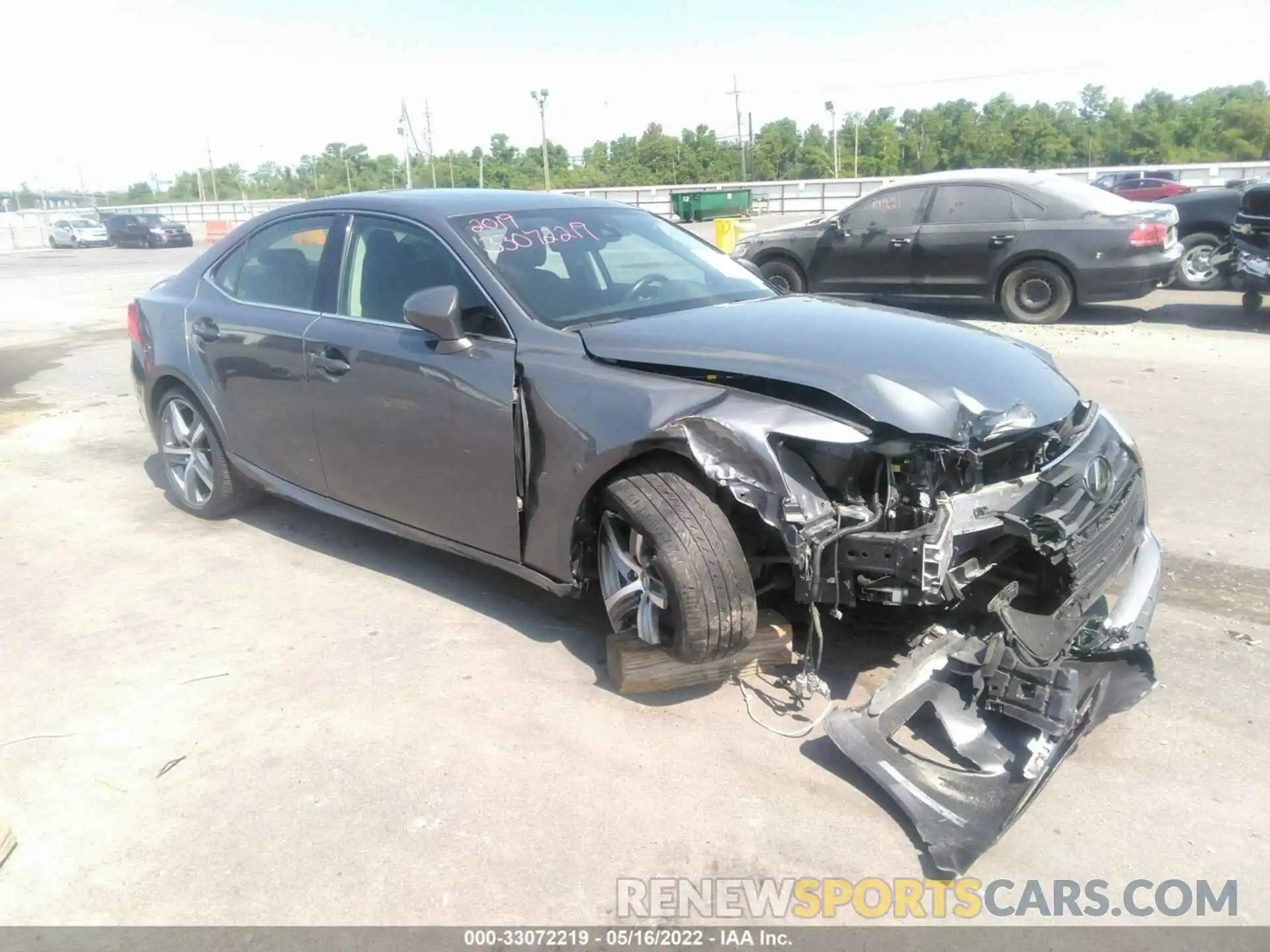 1 Photograph of a damaged car JTHBA1D21K5086527 LEXUS IS 2019