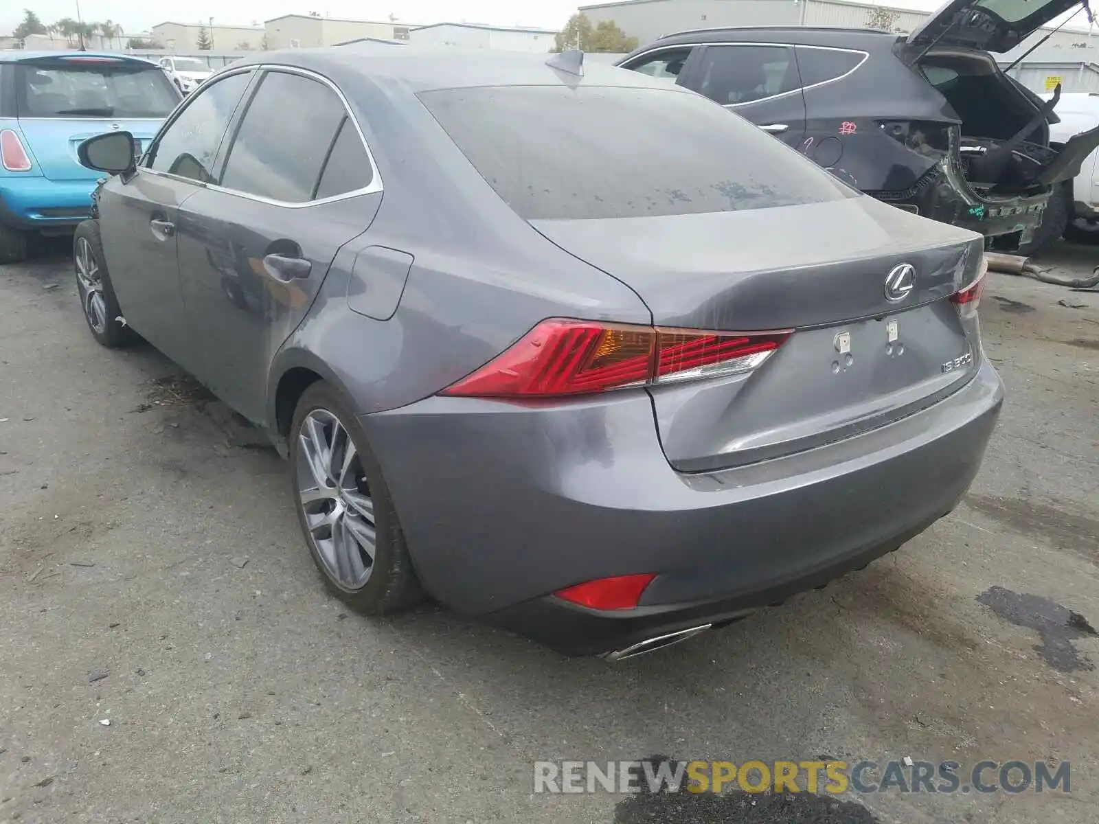 3 Фотография поврежденного автомобиля JTHBA1D21K5090318 LEXUS IS 2019