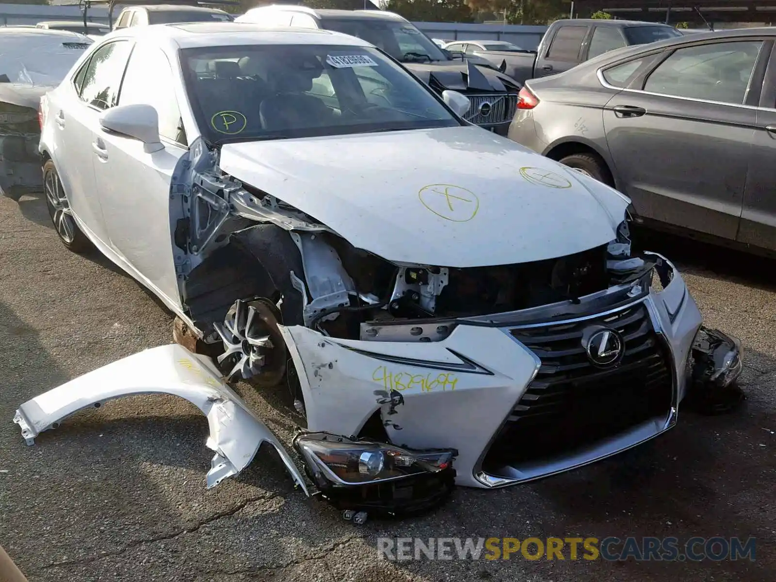 1 Photograph of a damaged car JTHBA1D22K5089288 LEXUS IS 2019