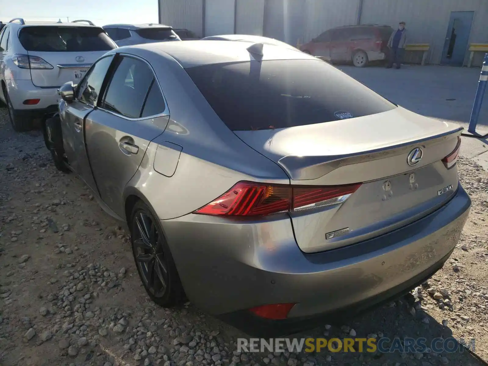 3 Фотография поврежденного автомобиля JTHBA1D23K5087260 LEXUS IS 2019