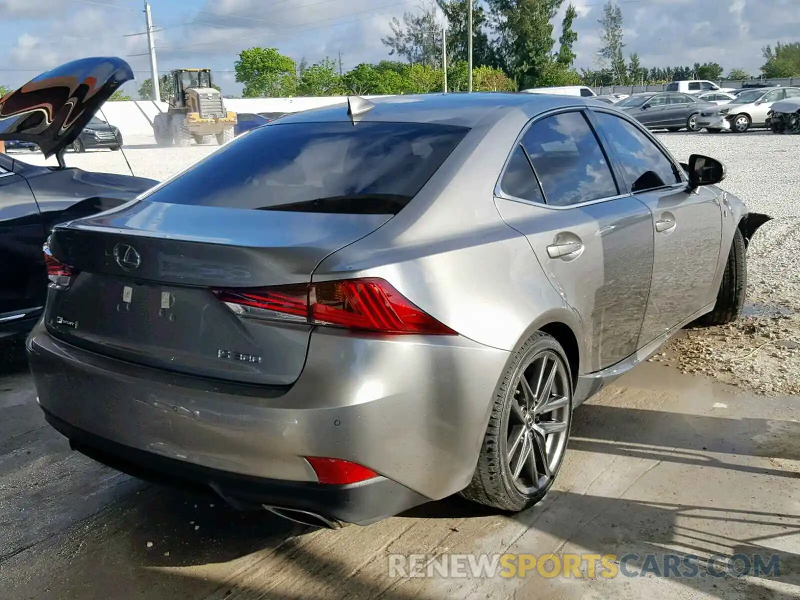 4 Фотография поврежденного автомобиля JTHBA1D23K5093673 LEXUS IS 2019