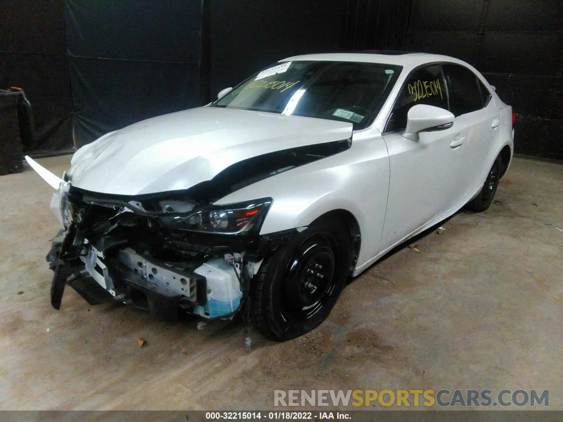 2 Фотография поврежденного автомобиля JTHBA1D23K5099070 LEXUS IS 2019