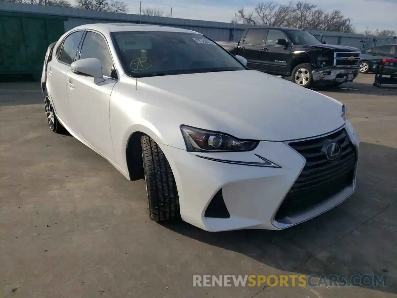 1 Фотография поврежденного автомобиля JTHBA1D23K5100752 LEXUS IS 2019