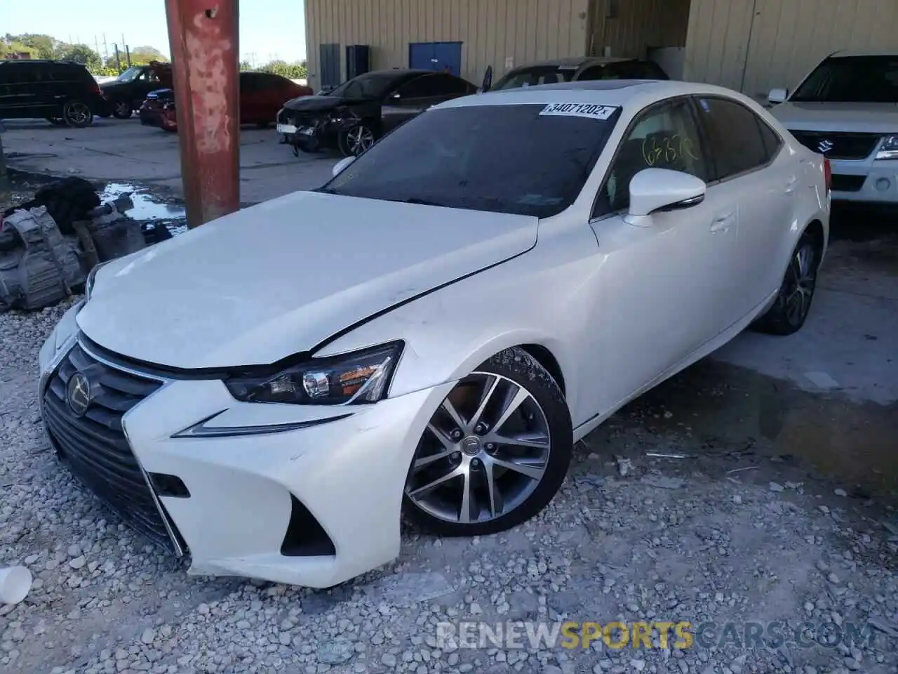 2 Фотография поврежденного автомобиля JTHBA1D23K5100895 LEXUS IS 2019