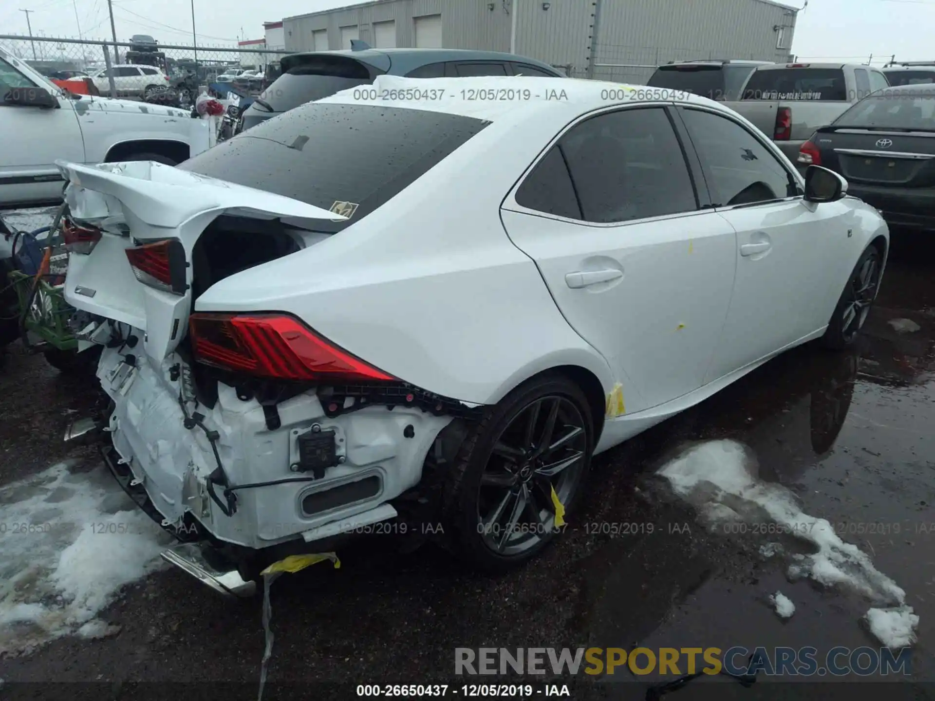 4 Фотография поврежденного автомобиля JTHBA1D24K5087235 LEXUS IS 2019