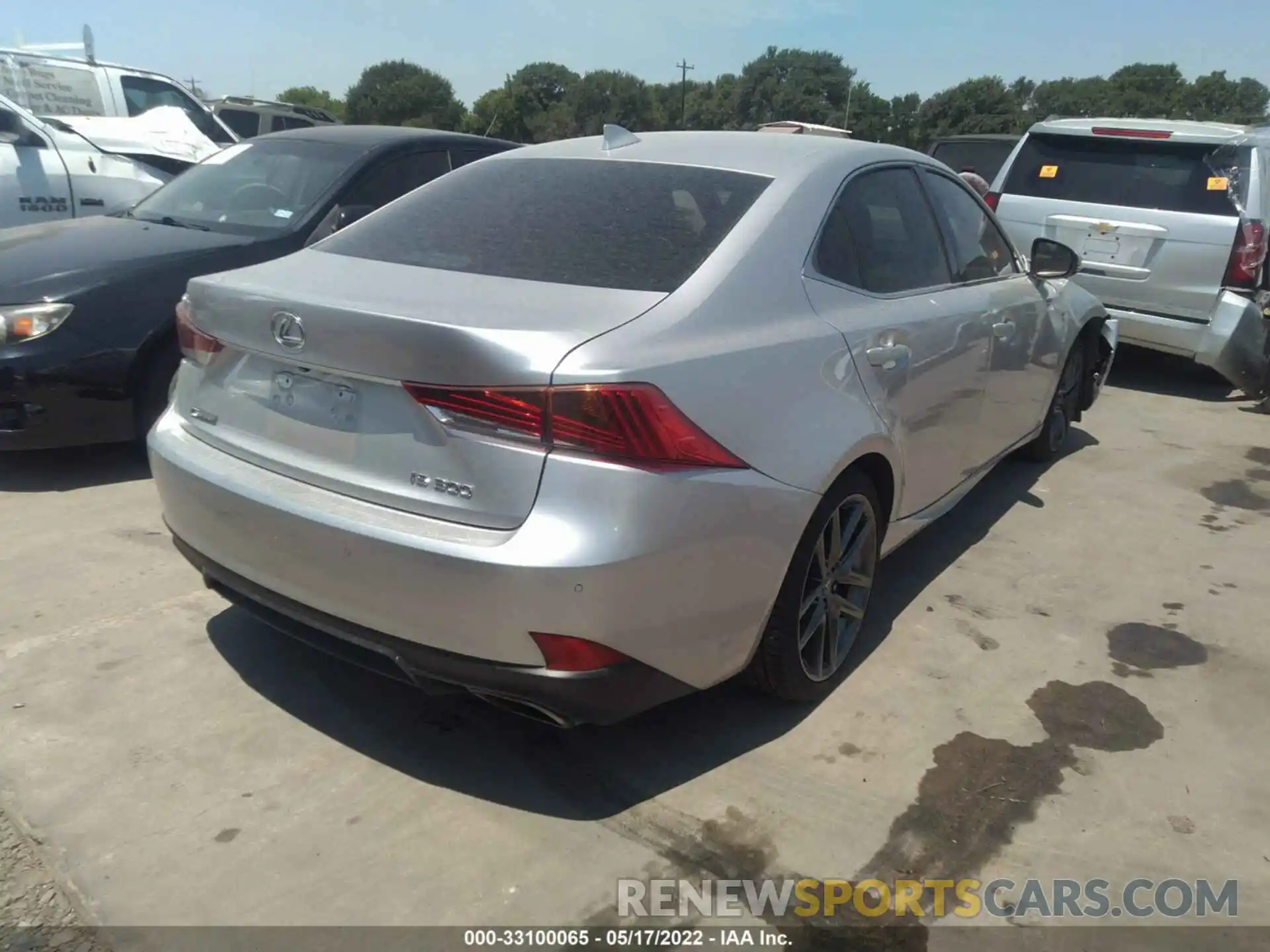 4 Фотография поврежденного автомобиля JTHBA1D24K5092399 LEXUS IS 2019